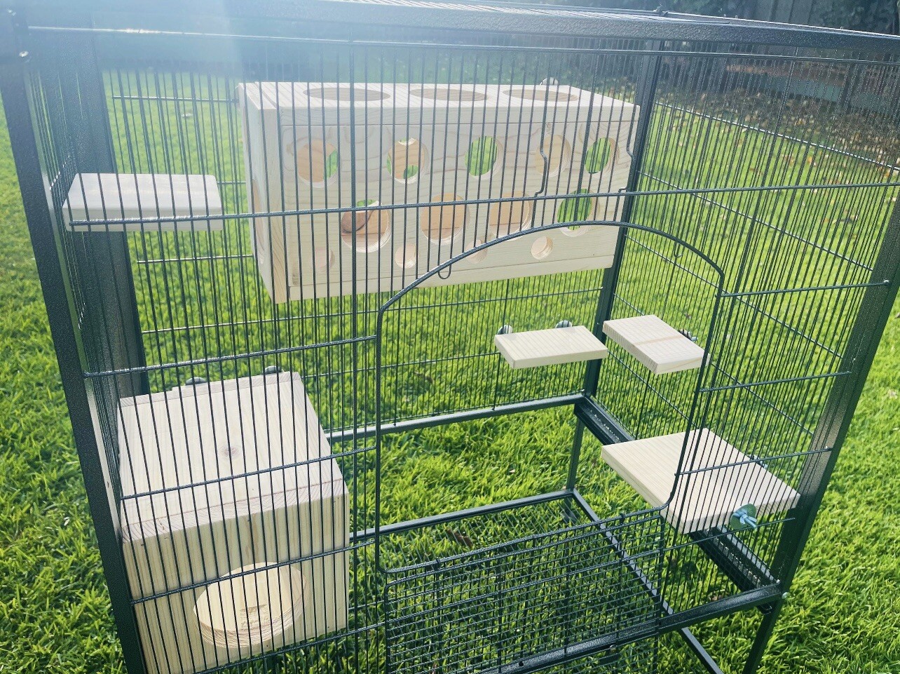 7 Set with Leap Through and Peekaboo Hiedouts & Pine Ledges for Chinchillas Rats