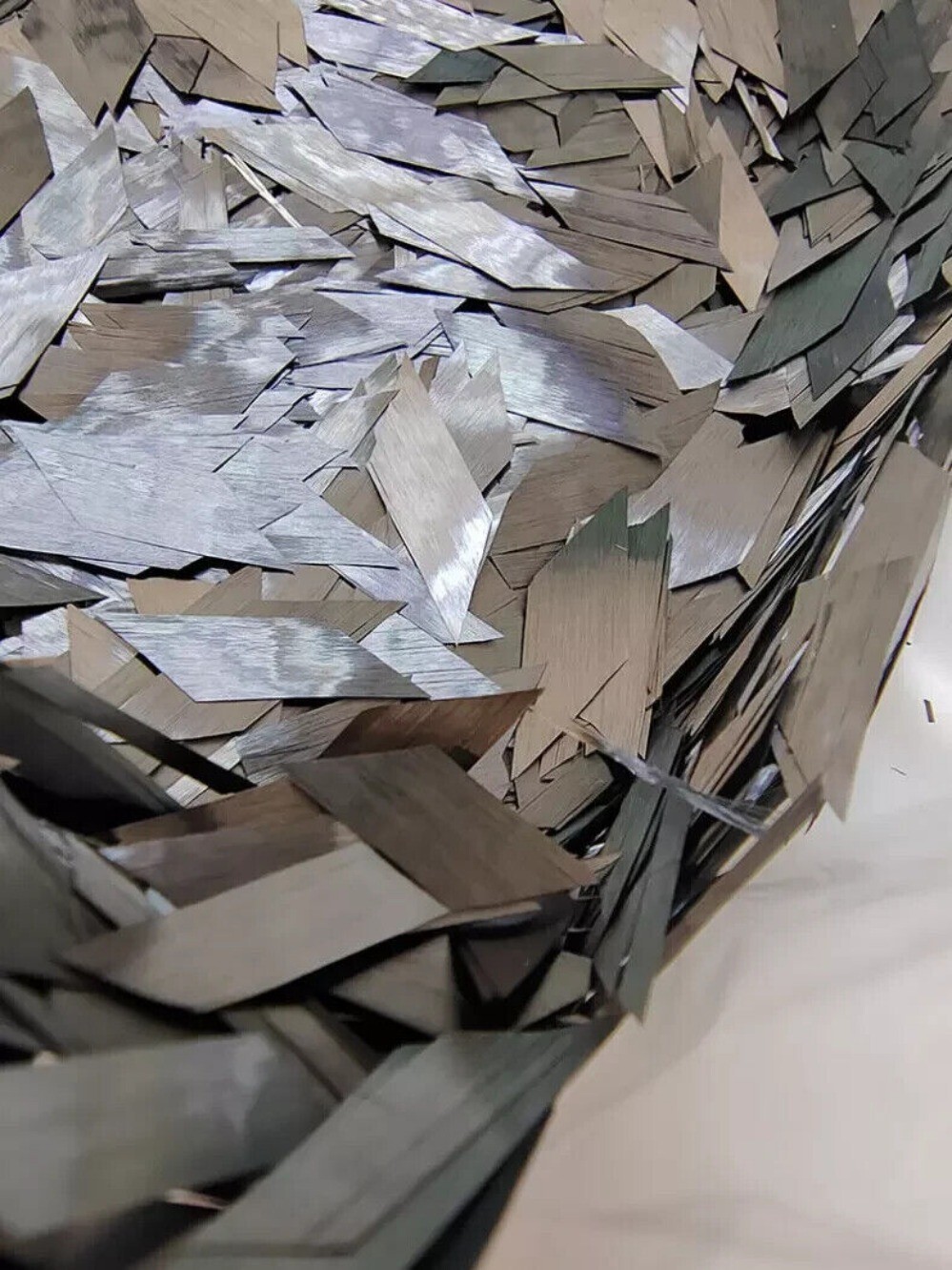 Diamond Big Shaped Flake Carbon Fiber Chopped Forged Cut Short Fibre Filament