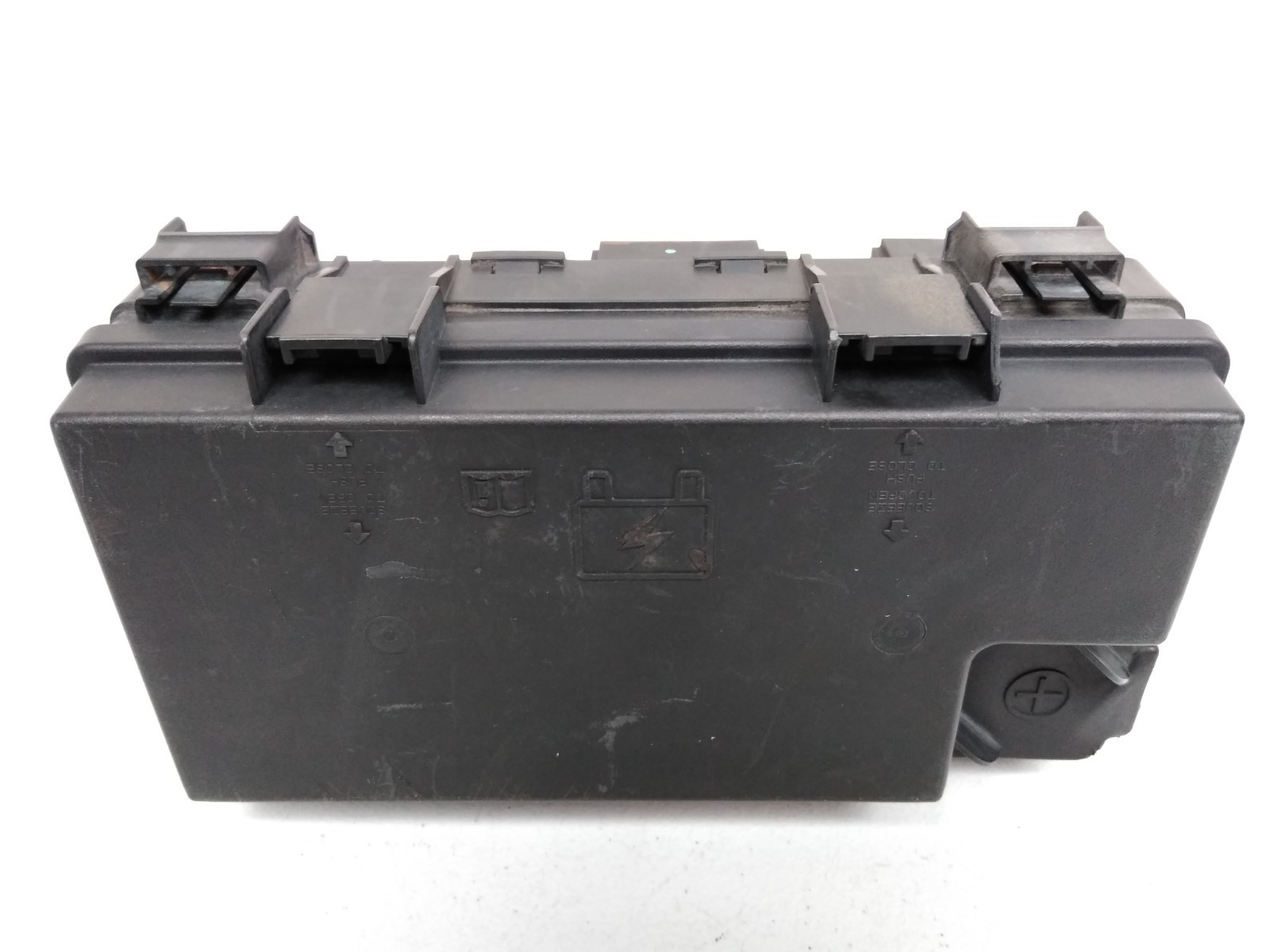 04692305AG Dodge 2010 Grand Caravan Fuse Box Journey T&C Routan TIPM Engine A57