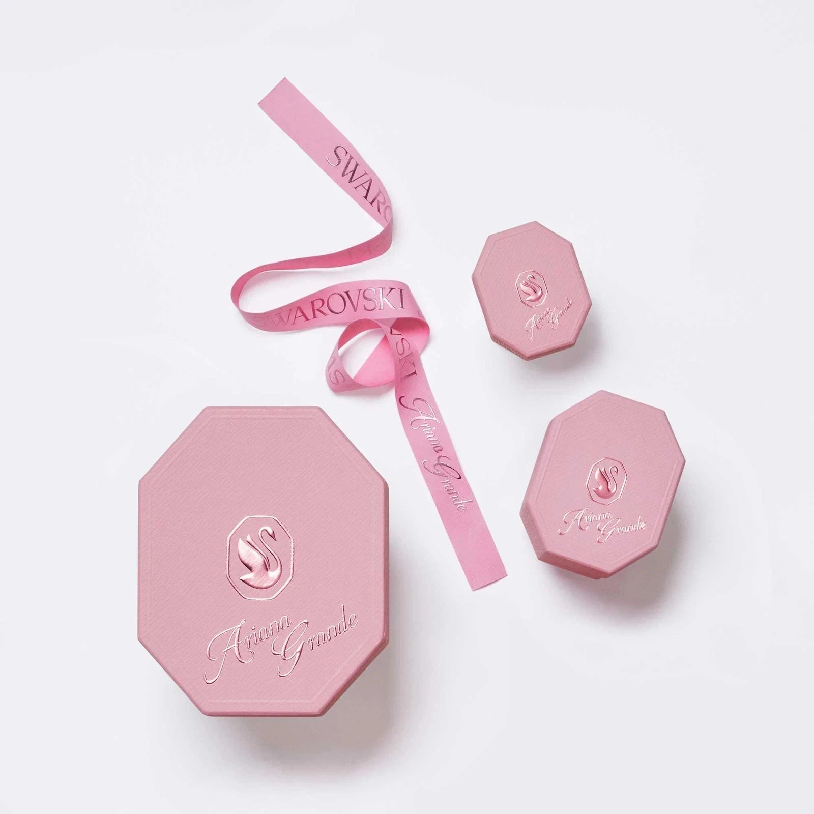 Swarovski Ariana Grande x Swarovski Tennis Bracelet, Mixed Cuts, Heart 5720860🔥