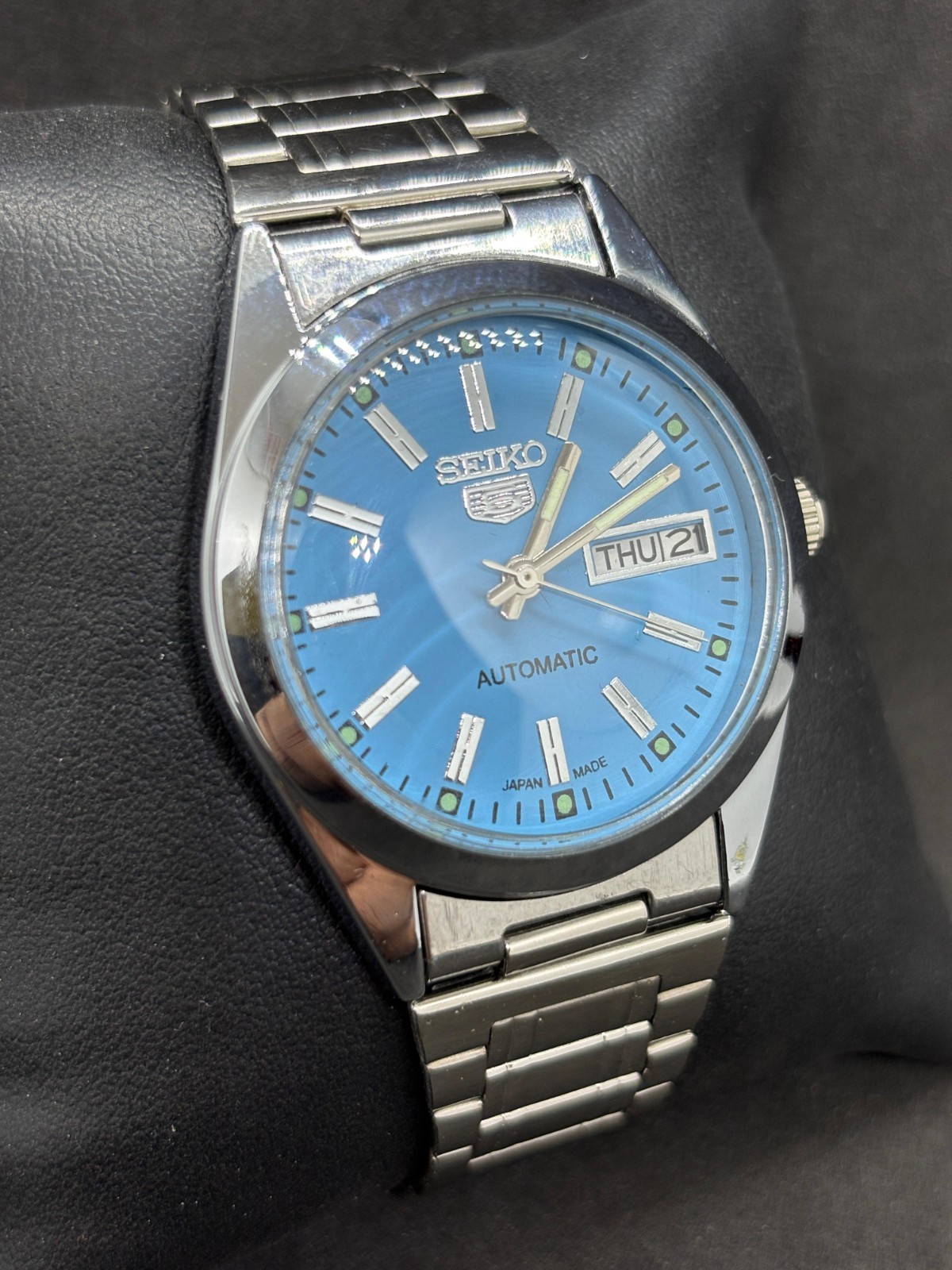 Vintage Refurbished Seiko 5 Automatic Day/Date Japan Men's Wrist Watch