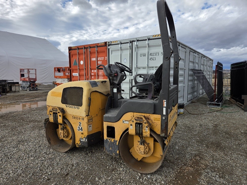 2011 Volvo DD29 Double Drum Roller Asphalt Paving # 4650