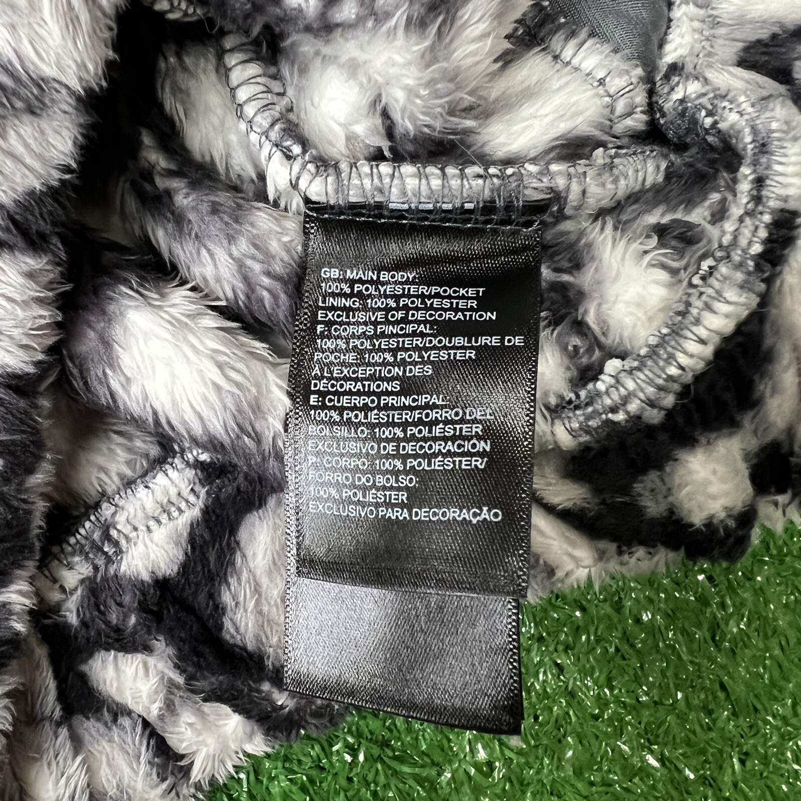 North Face Jacket Sz Large Girls Printed Osolita Leopard Print Full Zip