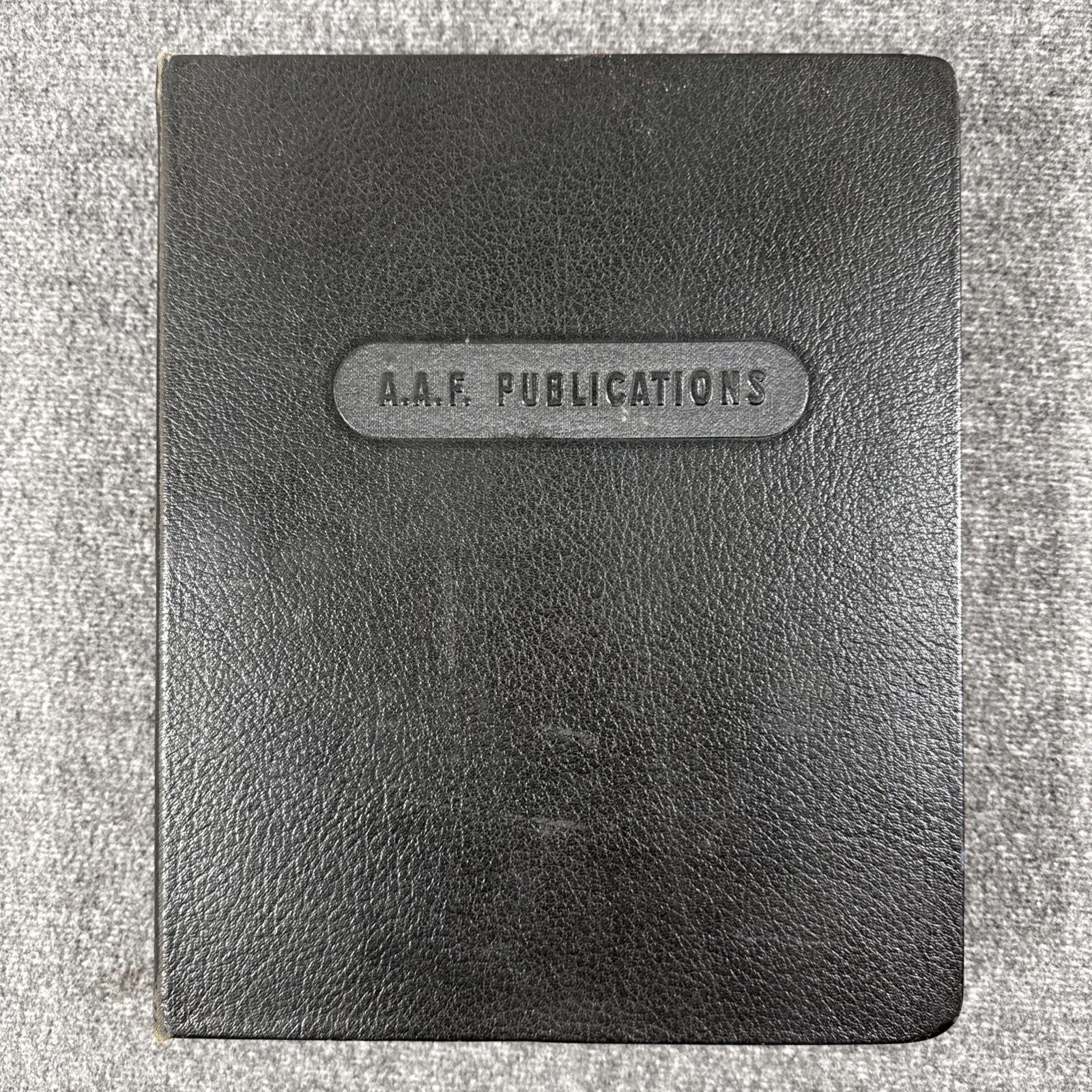 Rare 1945 A.A.F. Publications AN 01-25LA-2 Air Force Aircraft Maintenance Manual