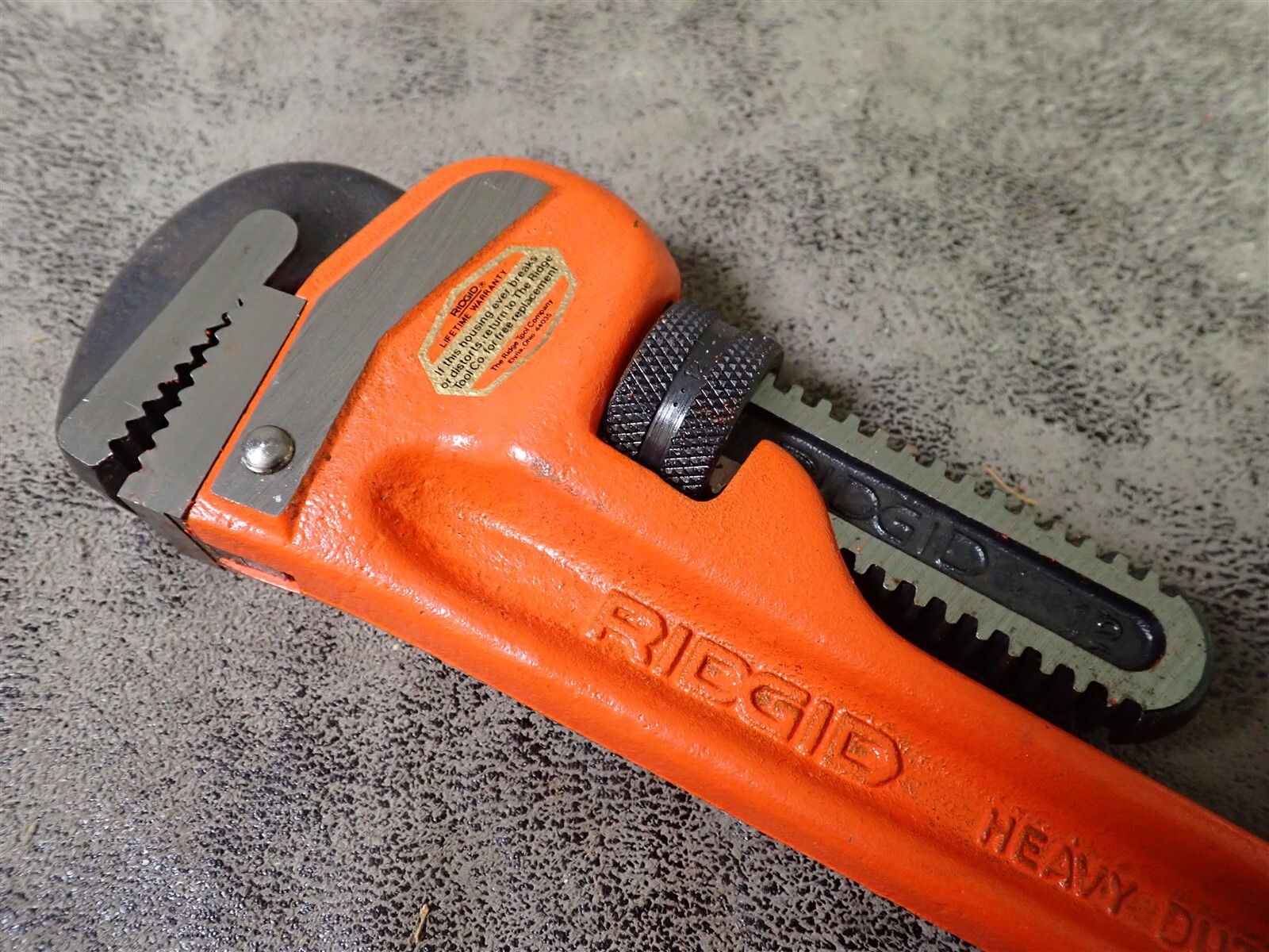 Ridgid 31015 Heavy Duty 12" Straight Pipe Wrench (O17)