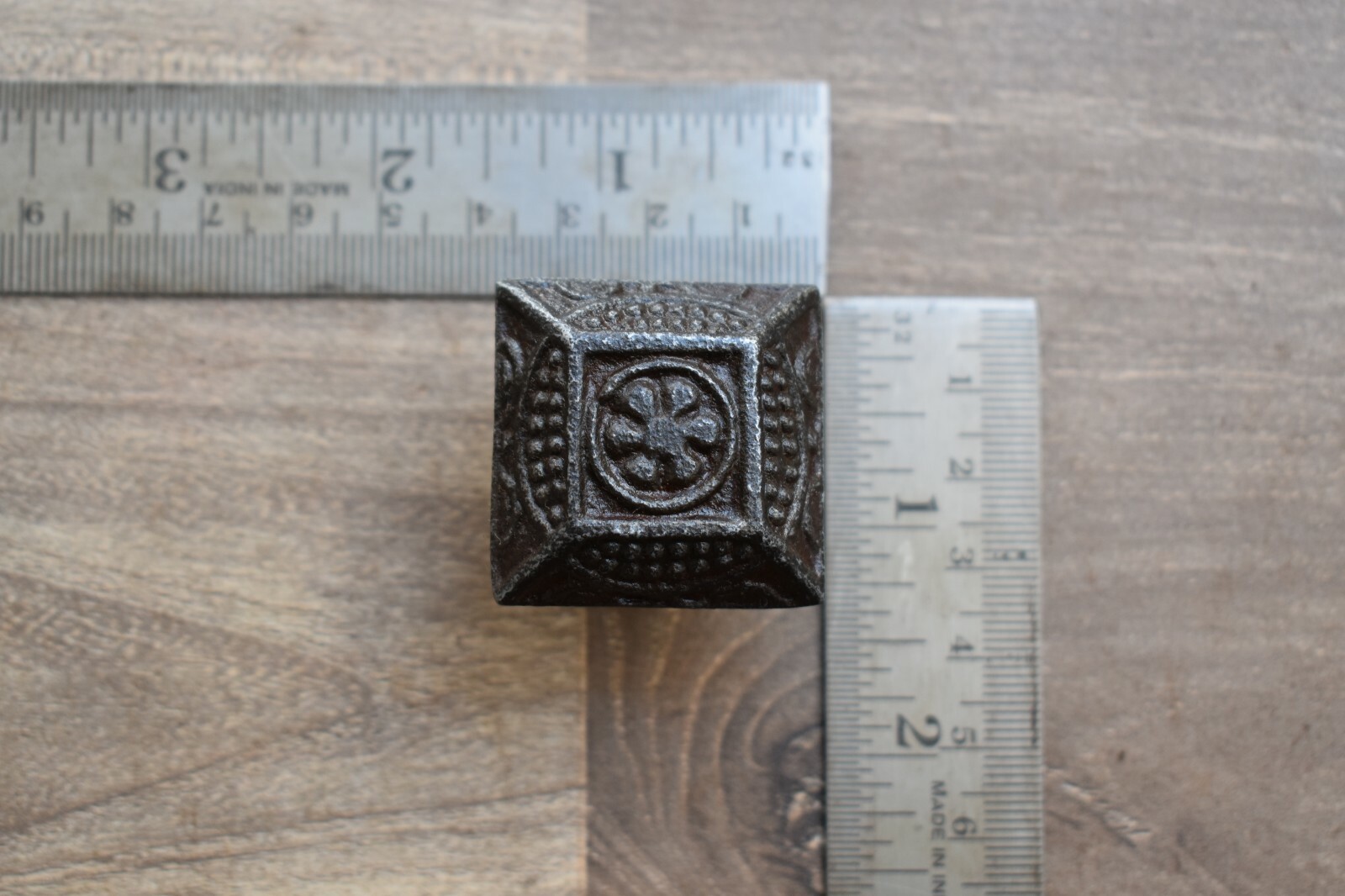 Vintage Victorian cast iron knobs cabinet drawer door handle pull rustic 10 pcs