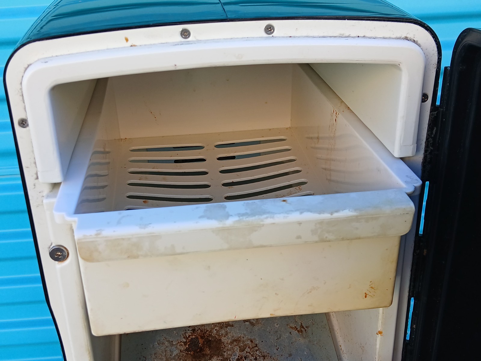 Gold Medal Nacho Cheese Dispenser GS1555 – 120V – Minor Repair/Cleaning