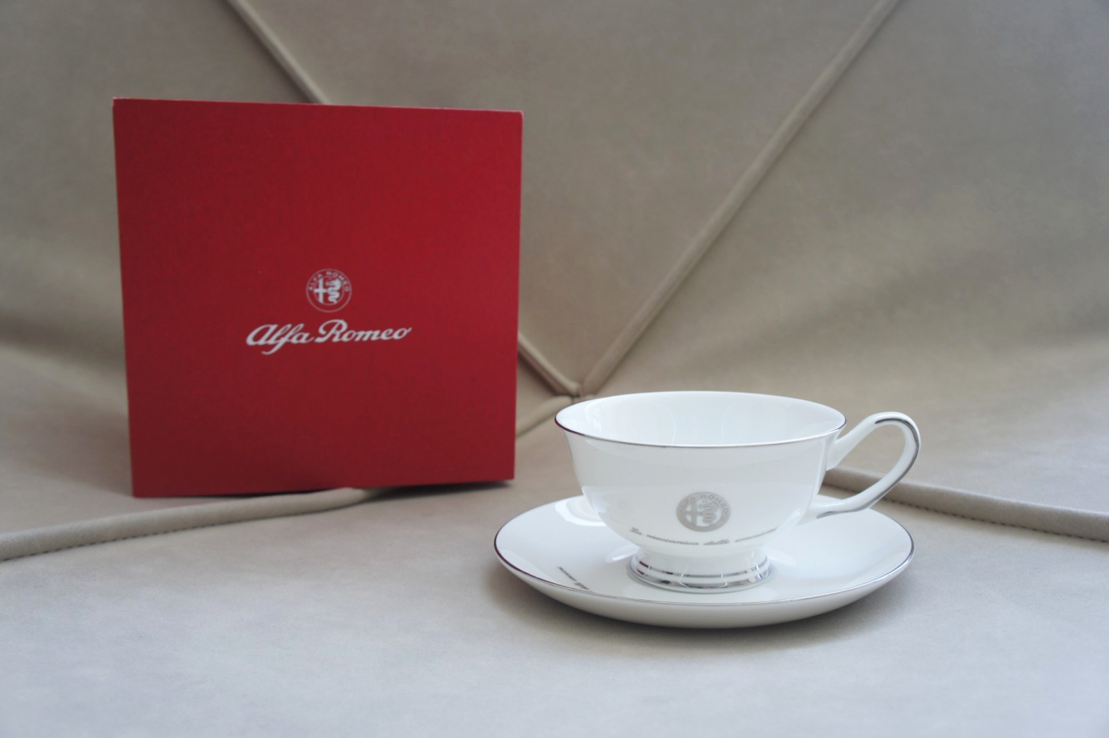 NIB Genuine Alfa Romeo Ceramic & Porcelain White Coffee Tea Cup Dish Saucer Set