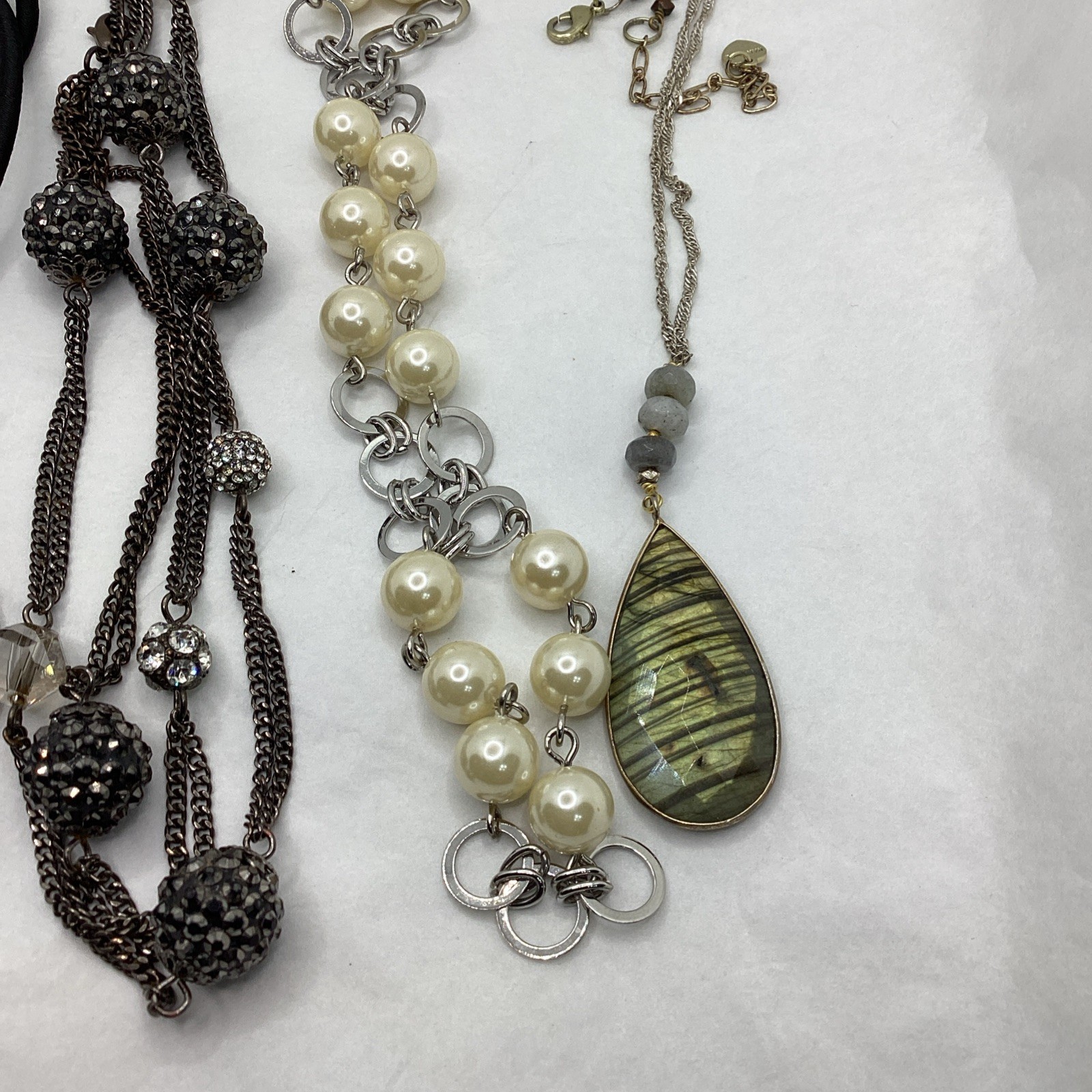 Mixed Lot Of Costume Jewelry Necklaces 8/28