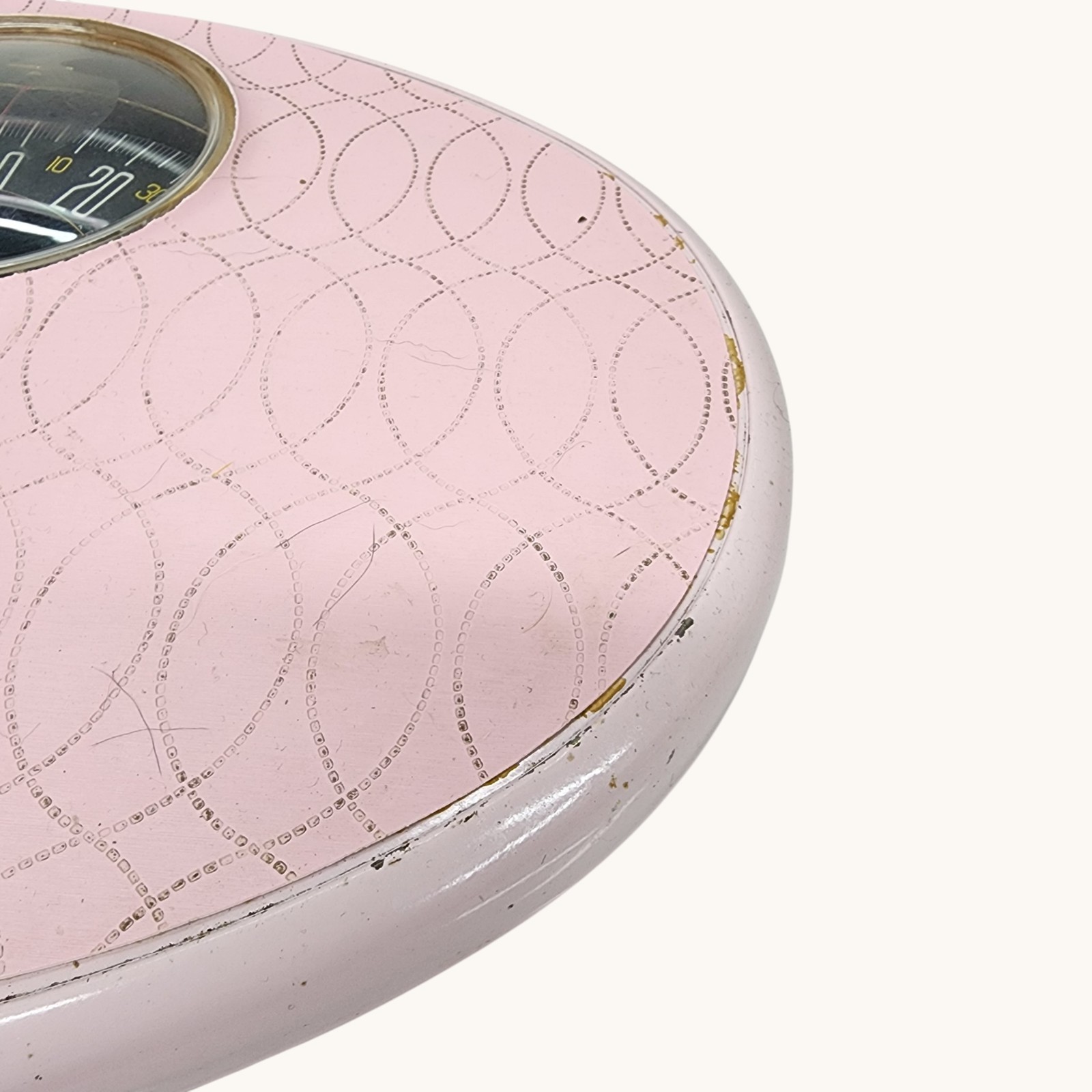 Vintage BORG Pink Art Deco Bathroom Scale Oval MCM 0–300 lbs Regency FLAWS