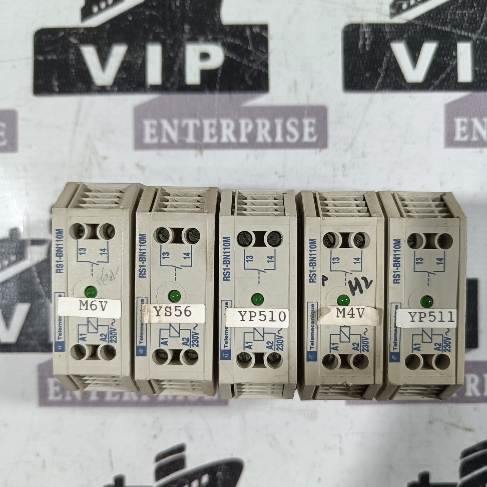 TELEMECANIQUE RS1-BN110M INTERFACE MODULEL LOT OF 5 PCS FREE FAST SHIPPING