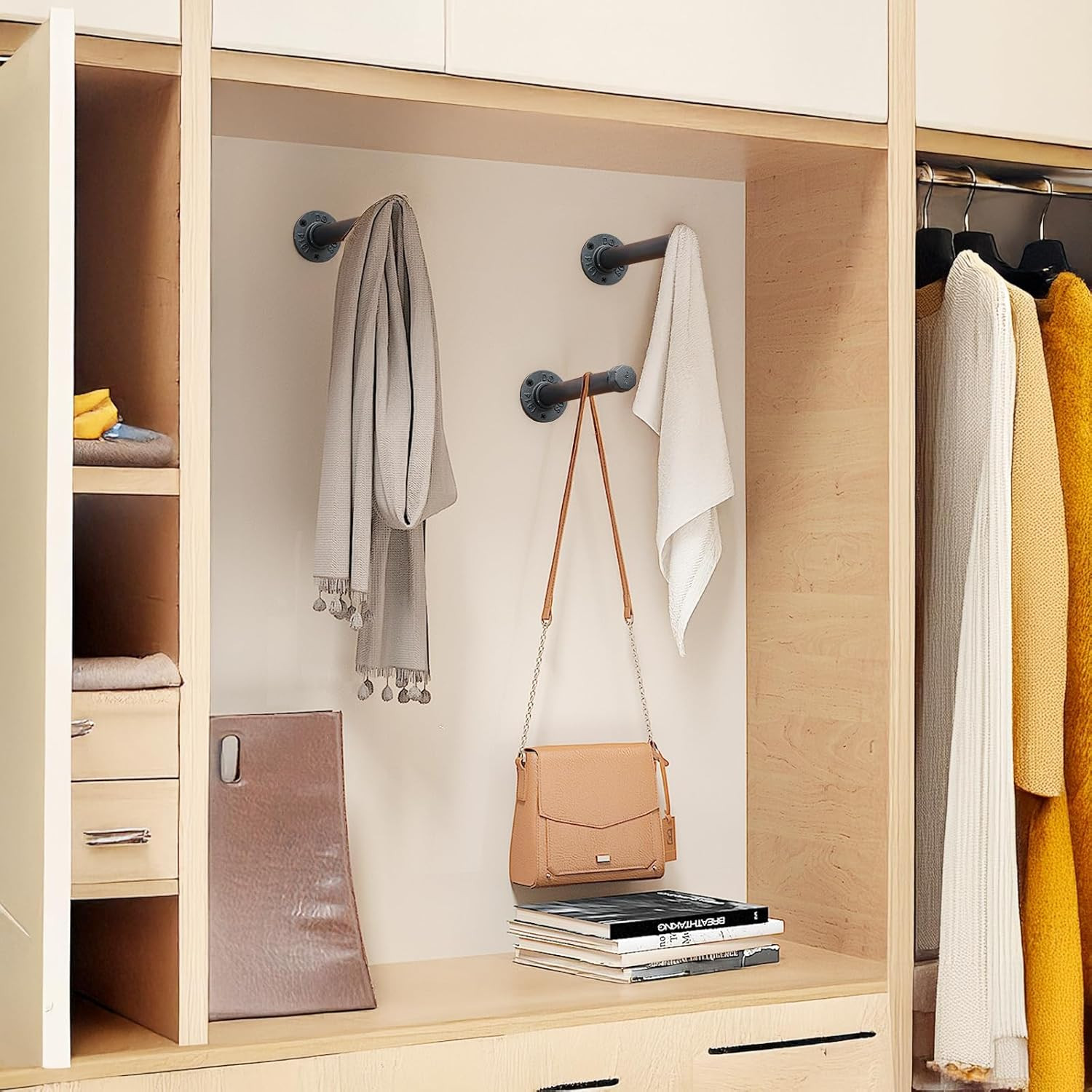 Cast Iron Wall Mounted Clothes Rack, Heavy Duty Industrial Pipe Clothing Rack fo