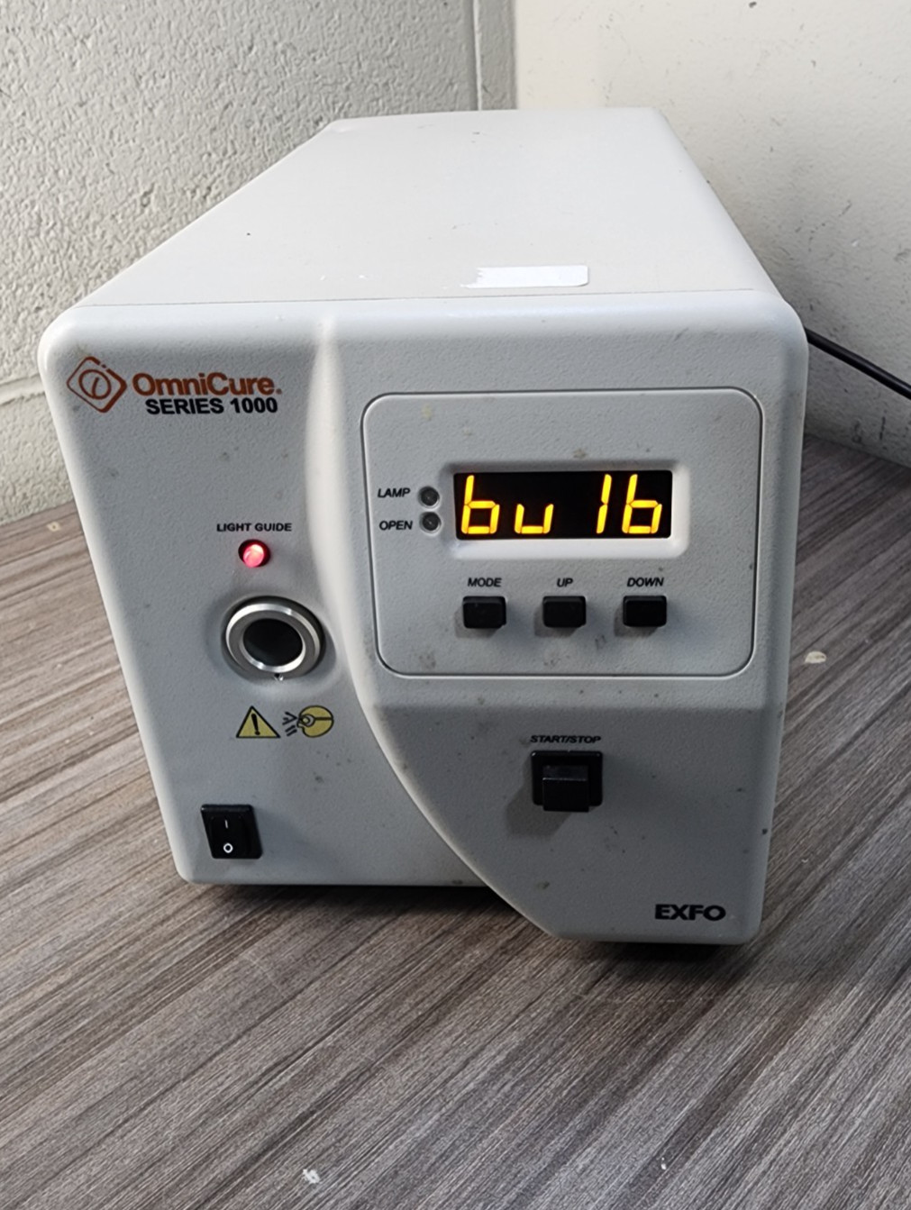 Exfo Omnicure S1000-IB UV Curing System 320-500mm