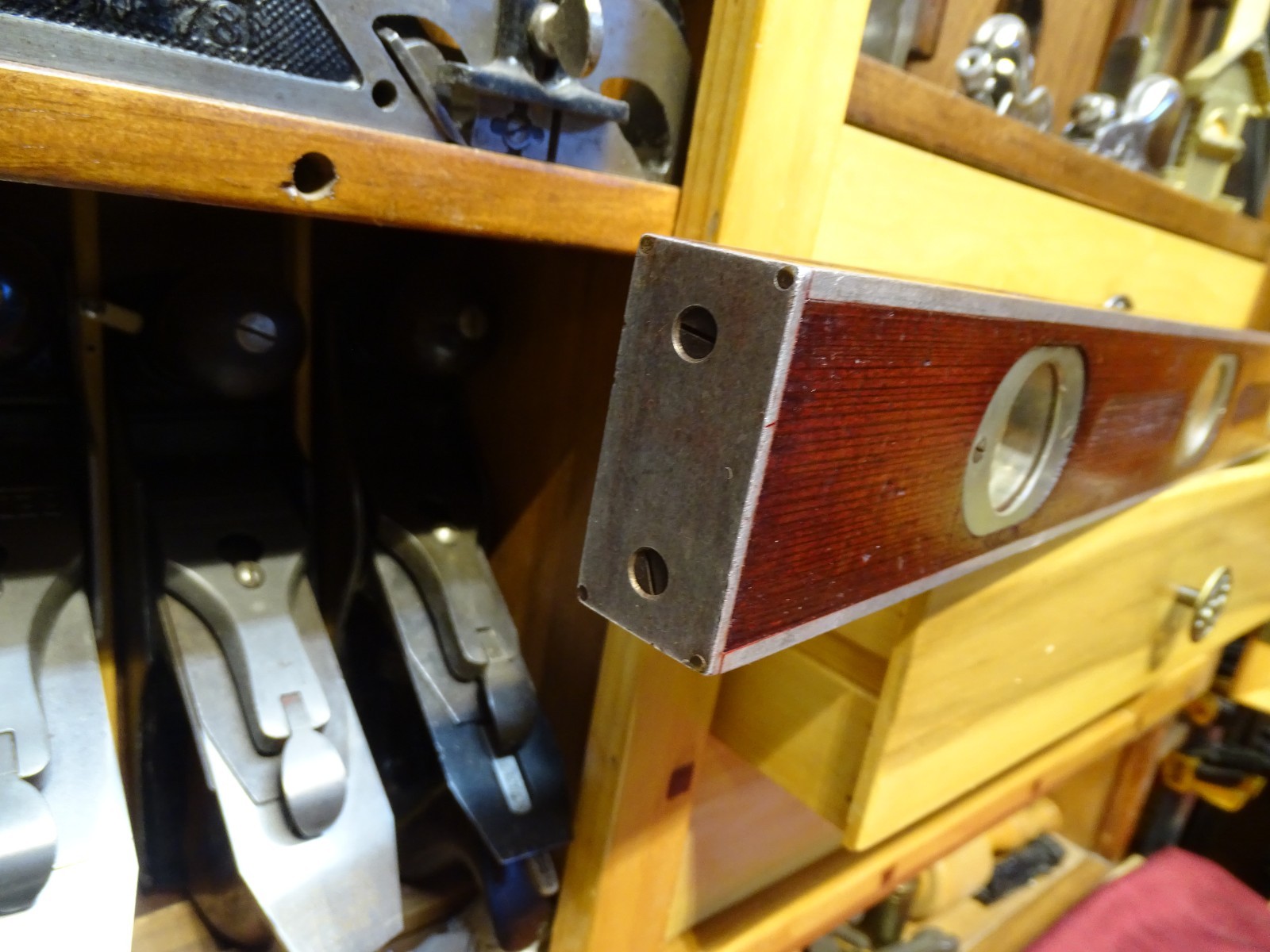 Goodell Pratt Roland Stetson Patent No 6024 Mahogany Aluminum Bound Level