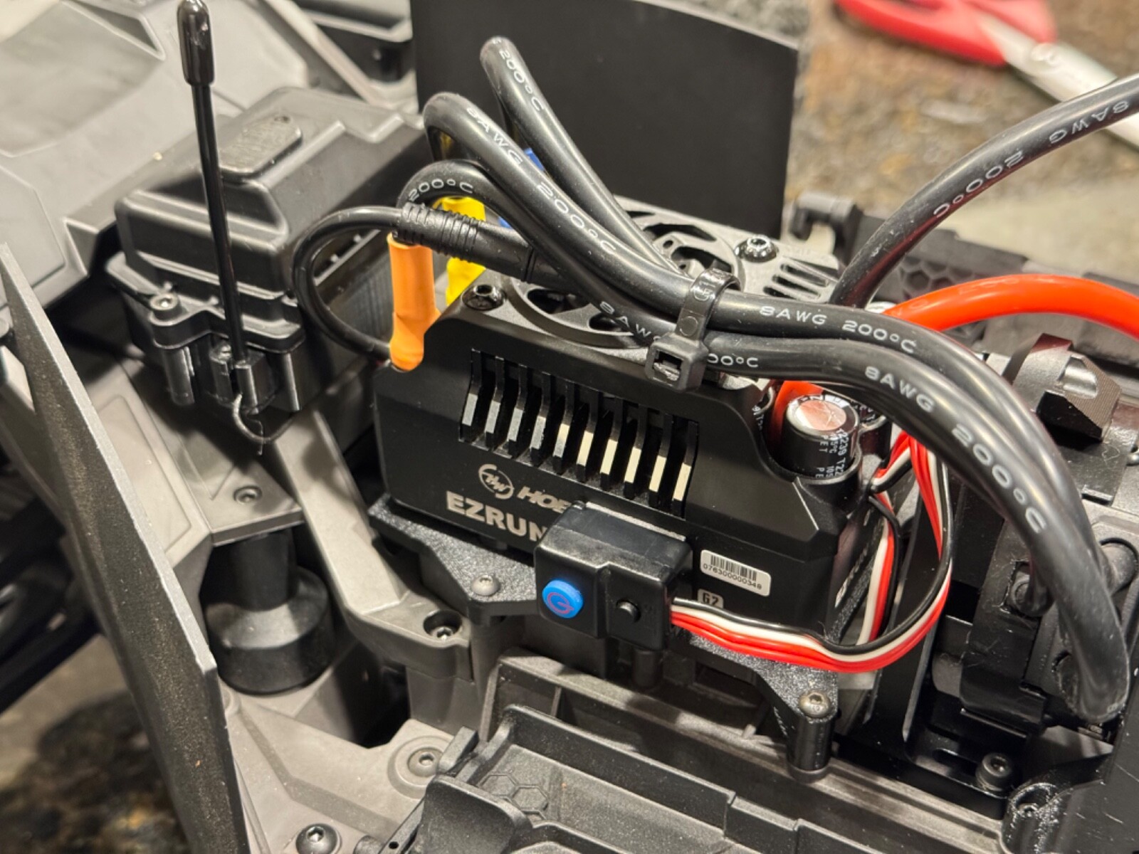 For XRT Hobbywing Max5 G2 Max6 XLX2 ESC and Rx Mount Relocation fits Traxxas