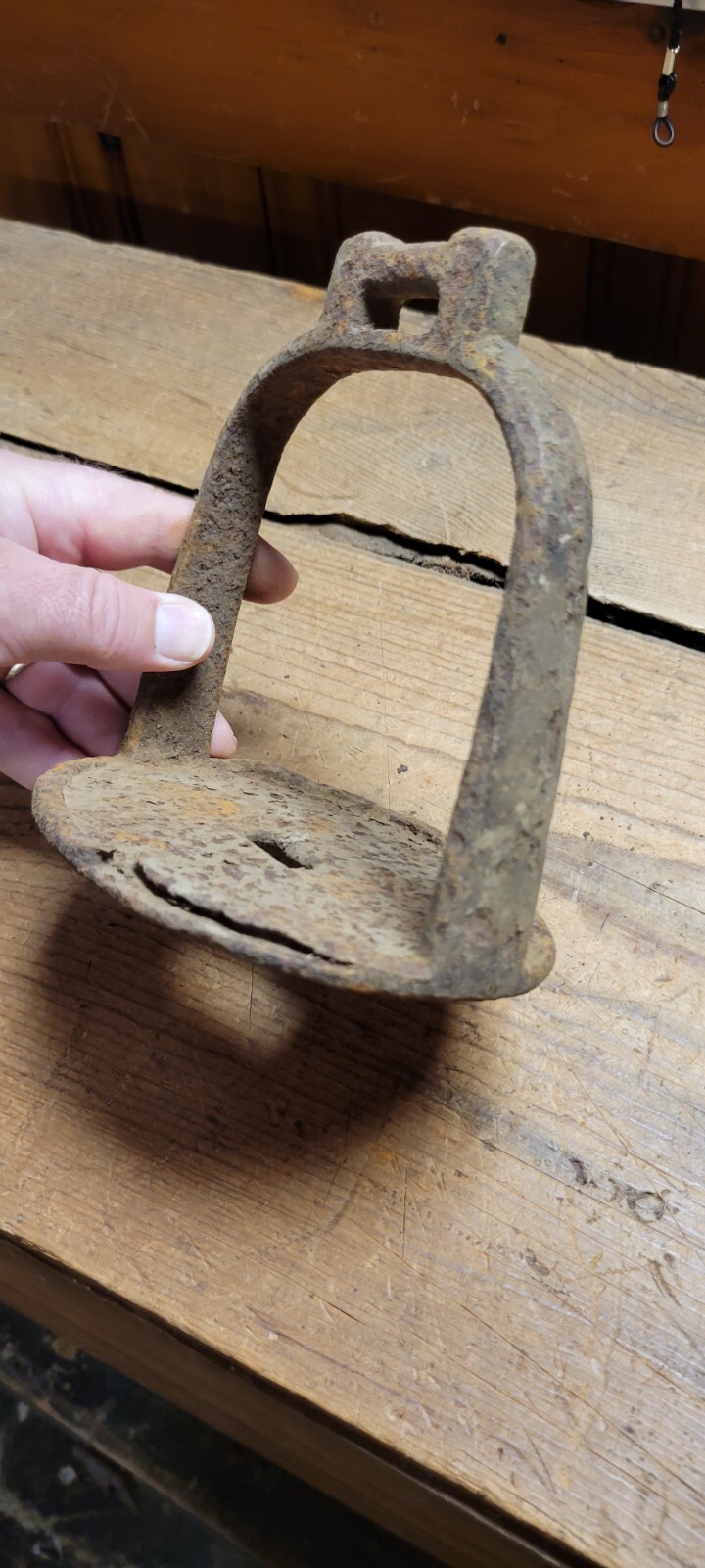 Pair 1700's Vintage Antique Spanish Colonial Iron Metal Stirrup Artifact 18th c