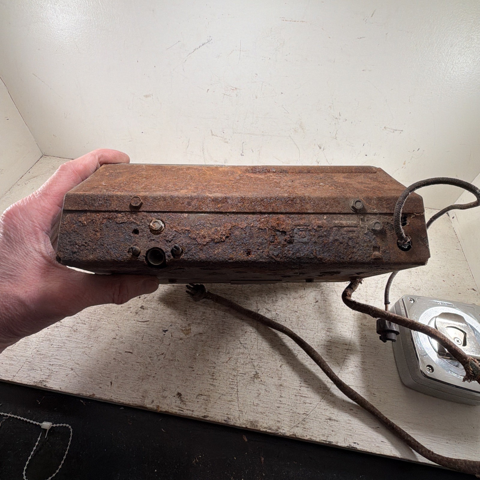 Lot Of 2 Vintage Antique OEM 1940s Mopar Radios For Parts Or Repair