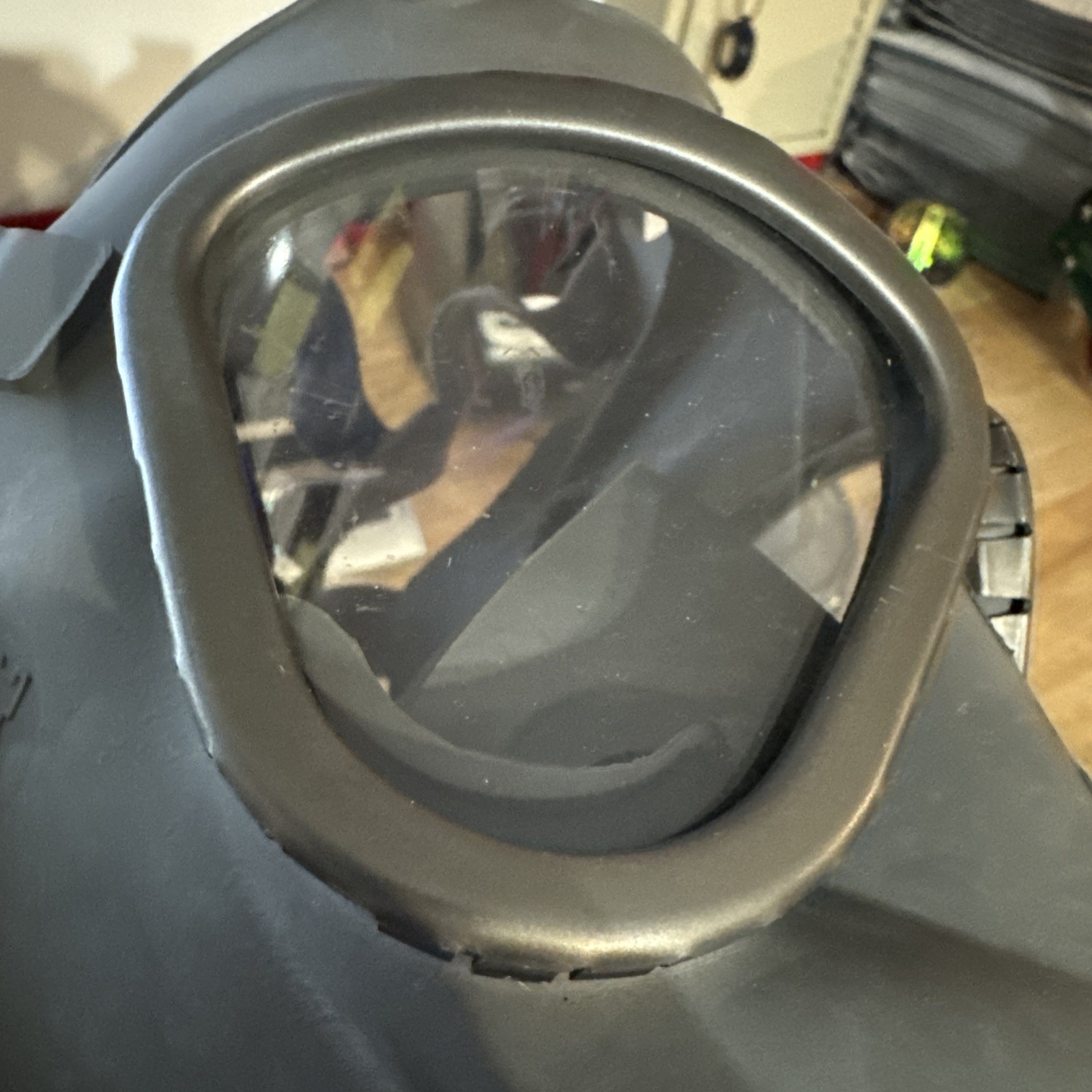 Finland Gas Mask New/Old Stock Clear Insert NATO 40mm Filter NBC Nuke Army Surpl