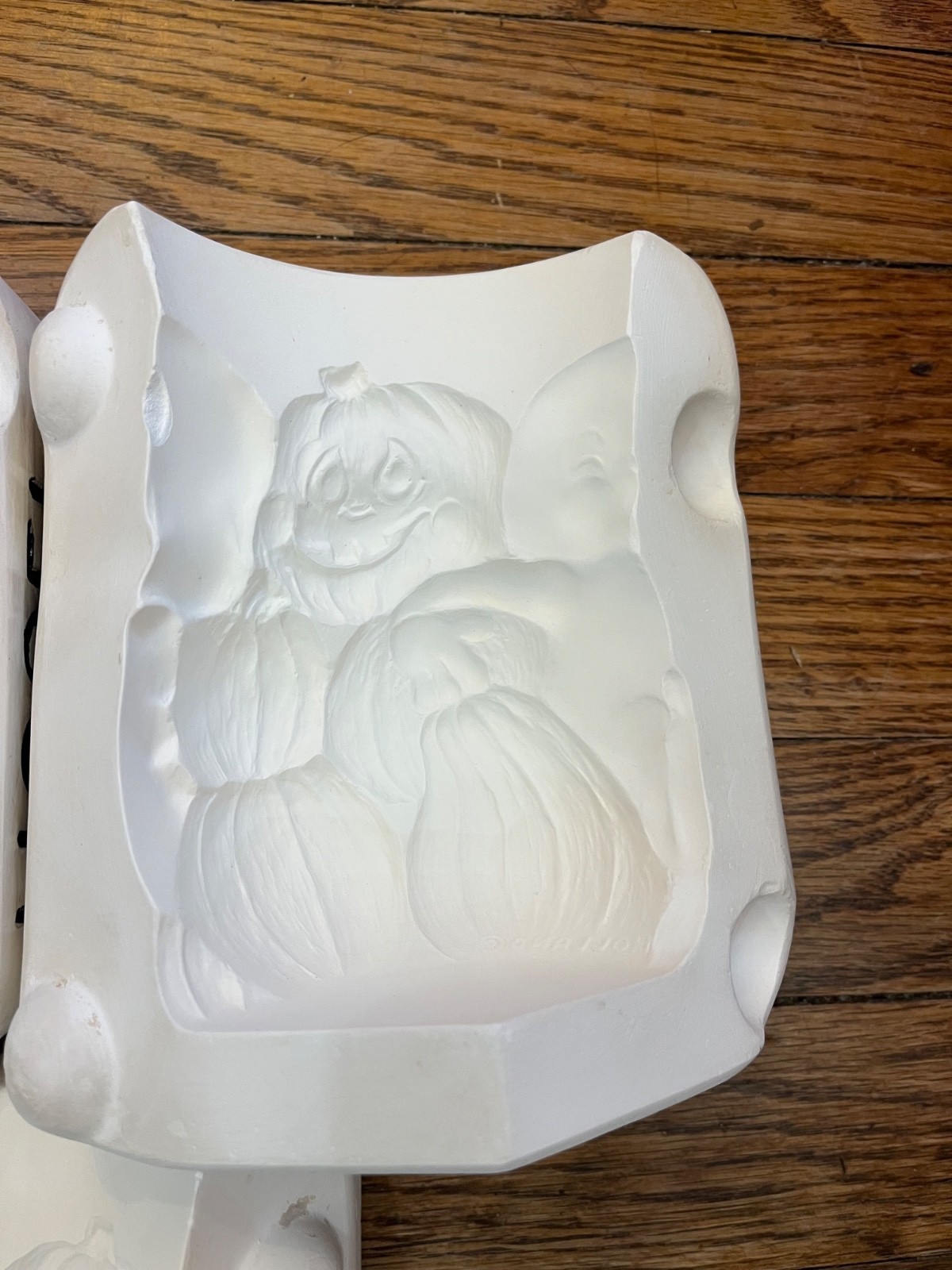 VINTAGE HOLLAND 2951 SMALL PUMPKIN BOWL CERAMIC SLIP CAST MOLD 9"x6.5"