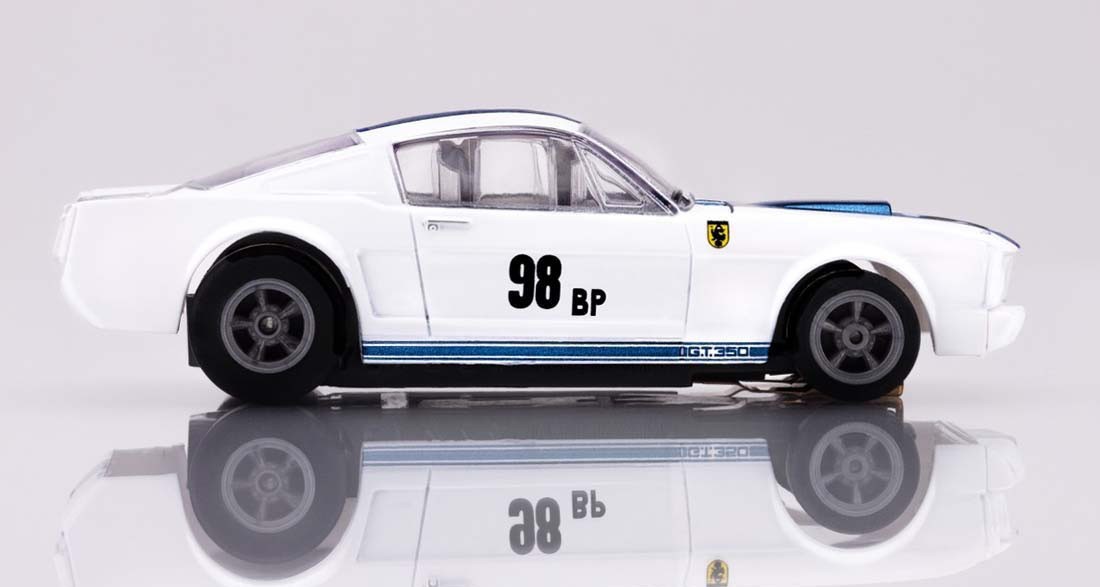 AFX Mega G+ Ken Miles Shelby GT350R Mustang B Production #98 HO Slot Car #22125