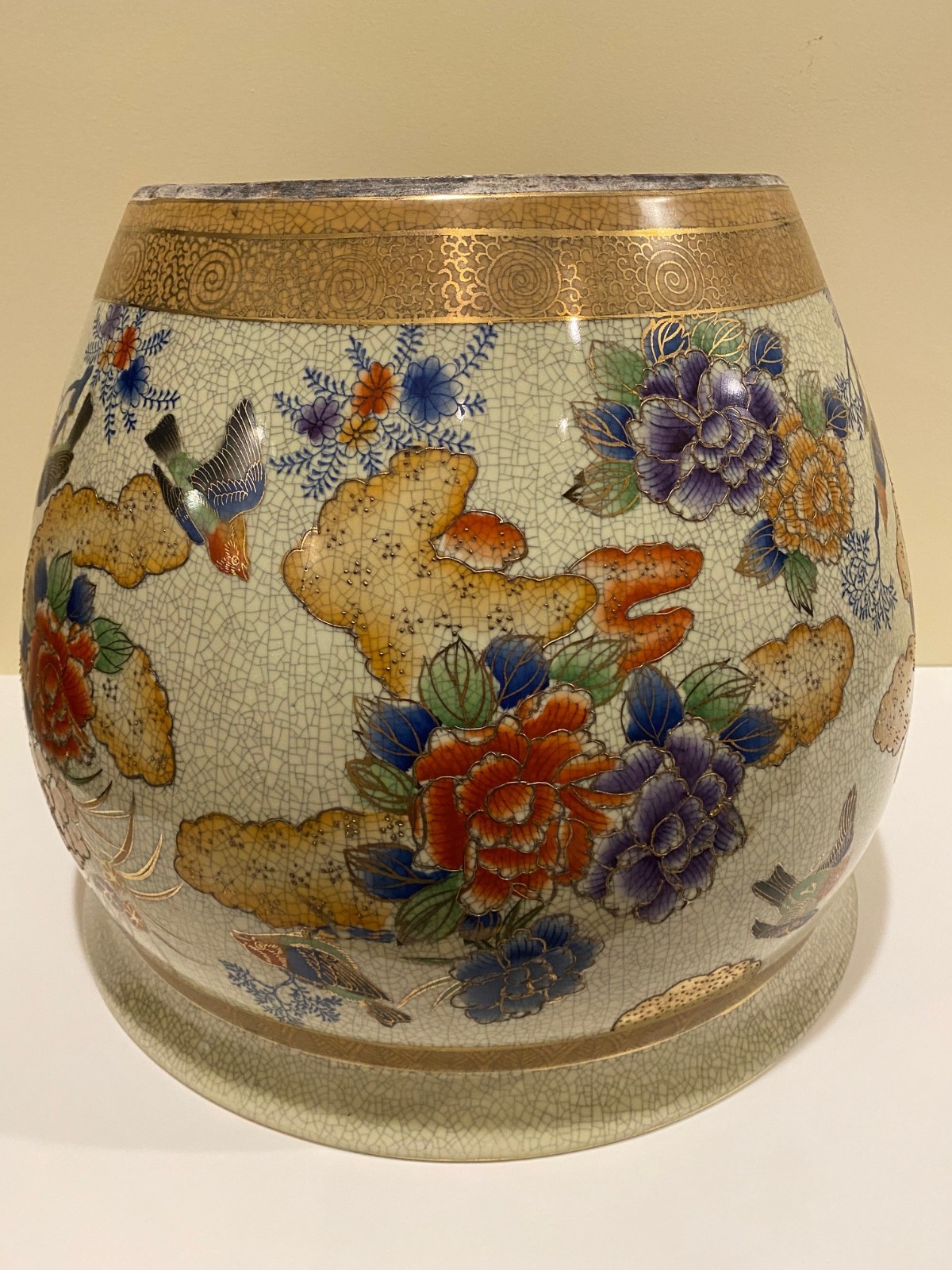 Chinese Planter Fine Porcelain Crackle Glazed Hand-Painted - Near Mint