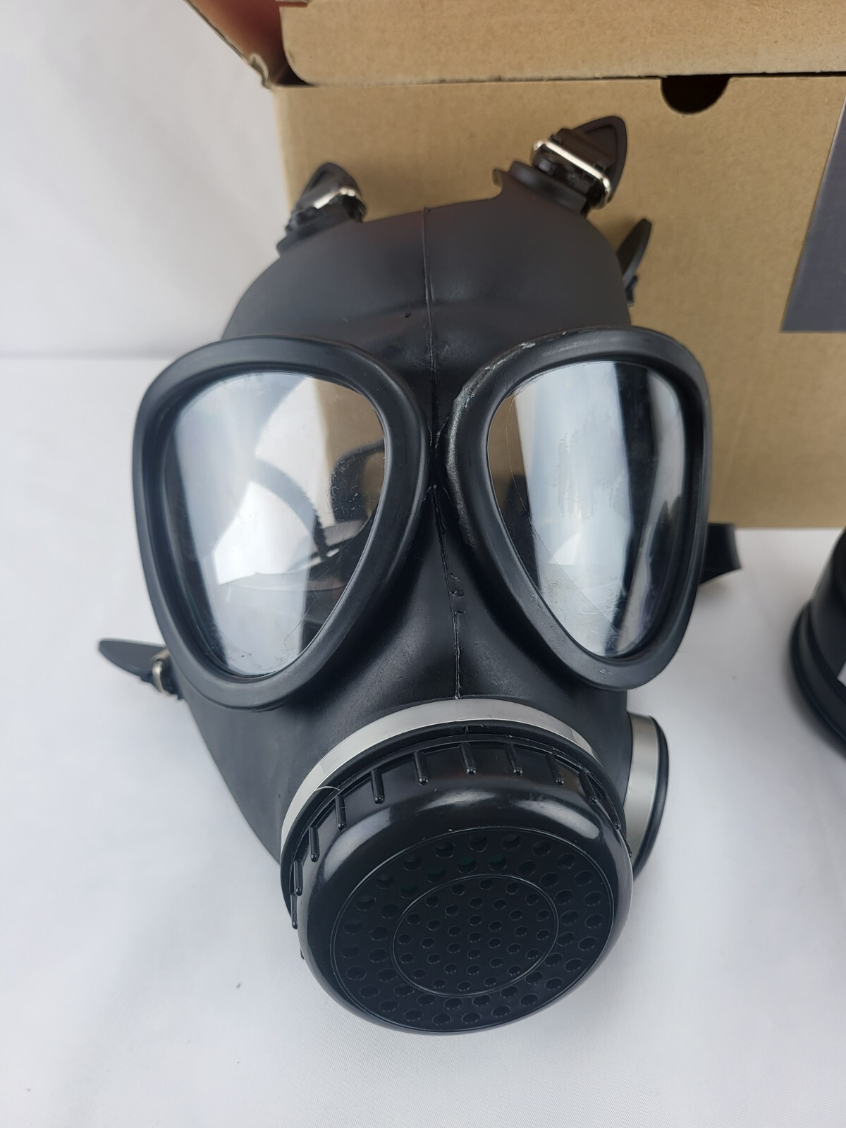 DMP Full Face Respirator Mask, Gas Mask with 40mm Carbon Filter And Bag