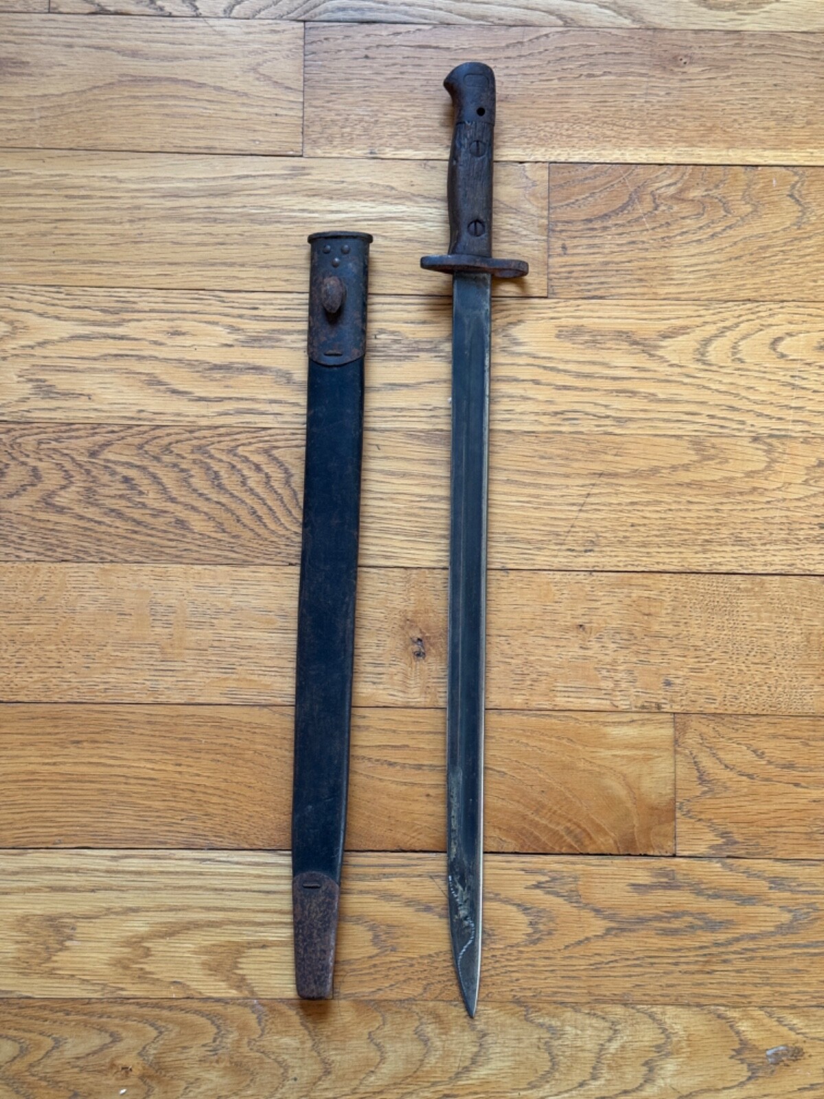 British Wilkinson Model 1907 Bayonet w/ Scabbard