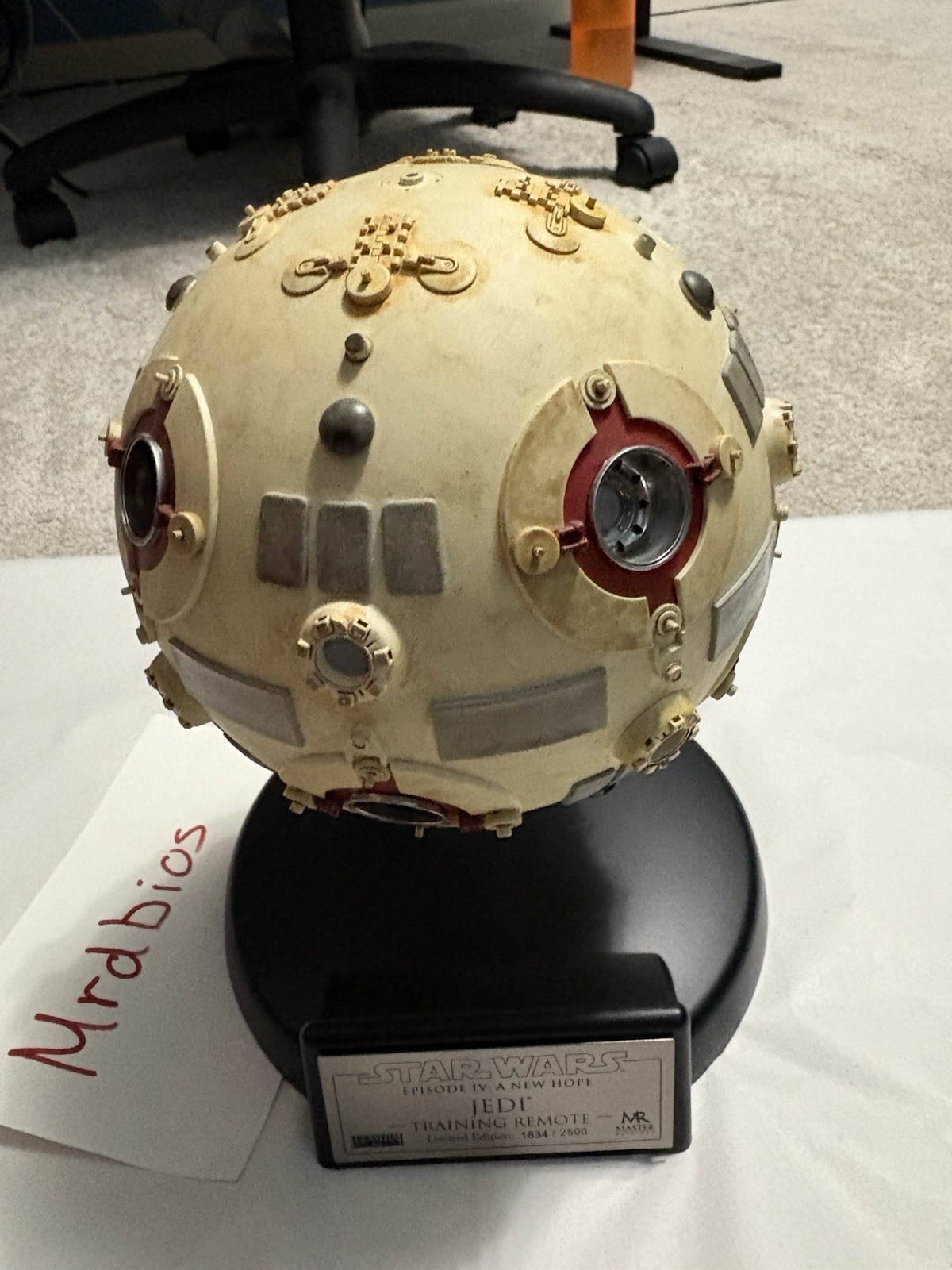 Master Replicas 1:1 Scale Star Wars Jedi Training Remote Prop Replica #1834/2500