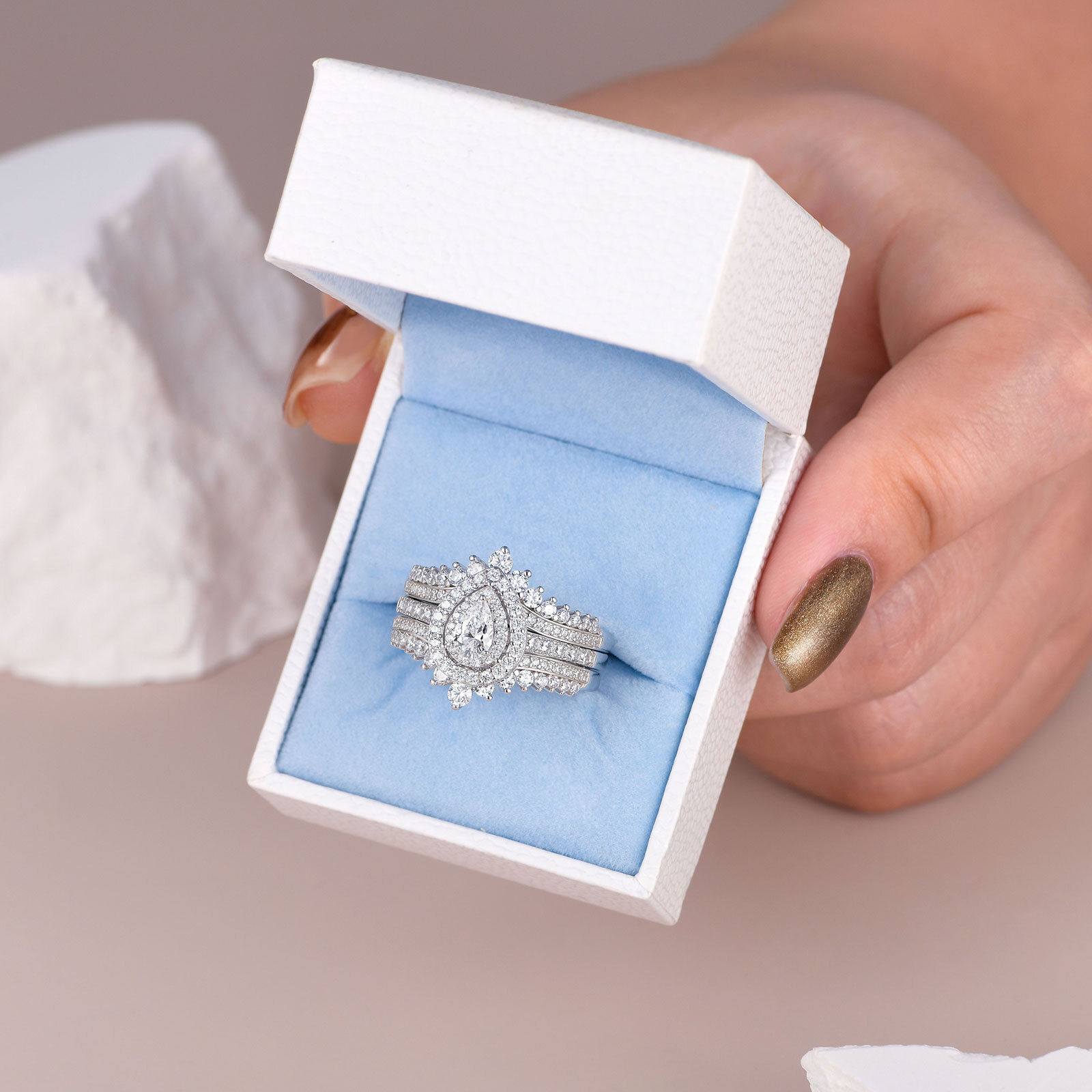 Newshe Sparkling 2CT Wedding Engagement Ring for Women Crown Solid Silver 5A CZ