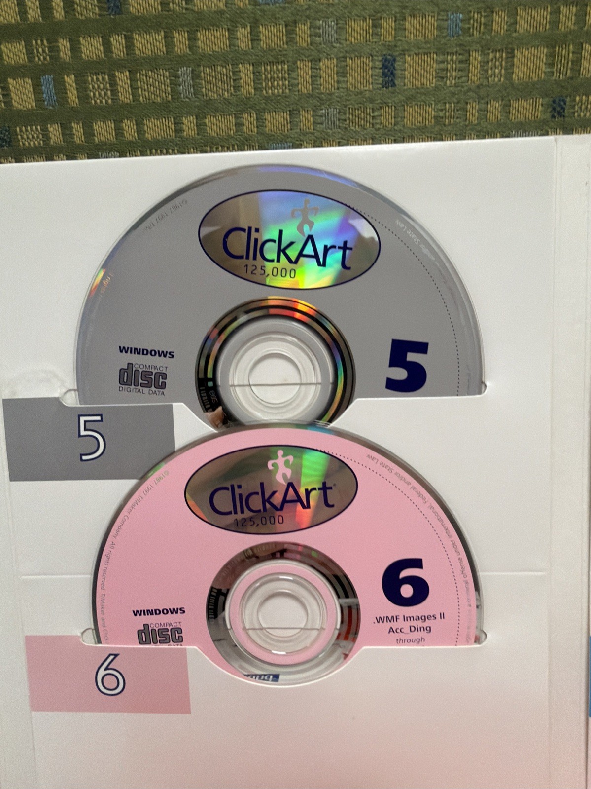 Clickart Deluxe Image Pak - CDS - 125,000 Images On 9 CD’s - Open Box - Windows