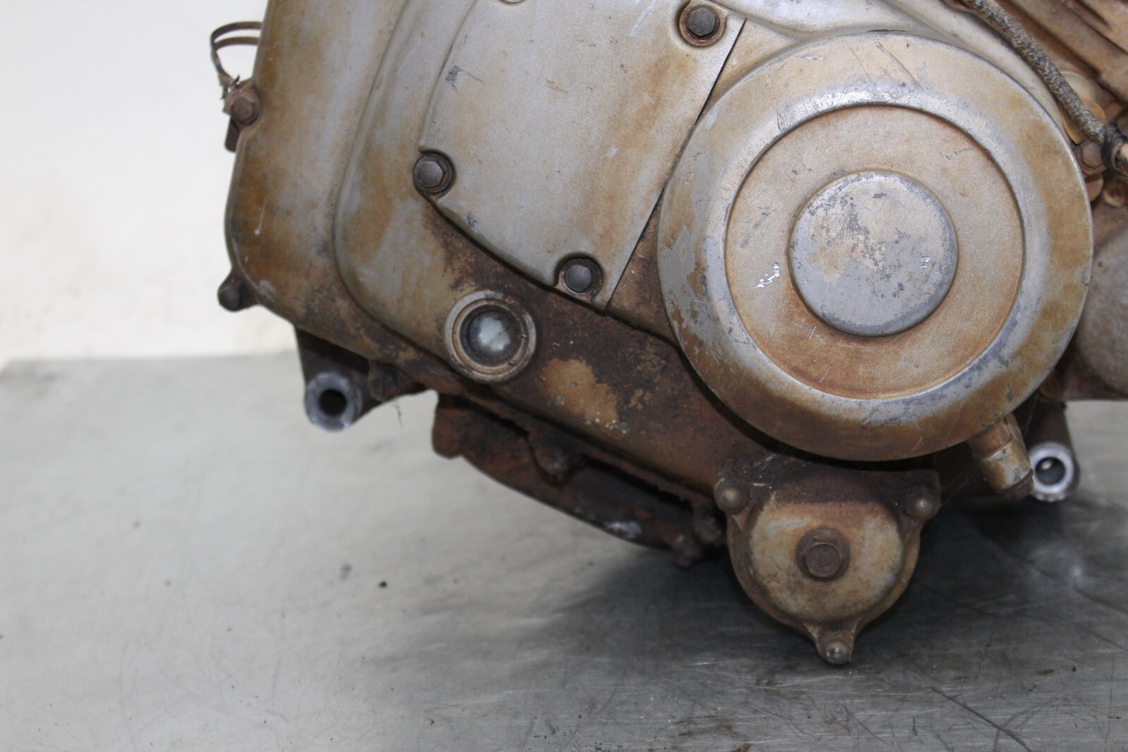 SUZUKI LT300 QUADRUNNER QUAD RUNNER ATV ENGINE MOTOR BLOCK CASES 80'S LT 300