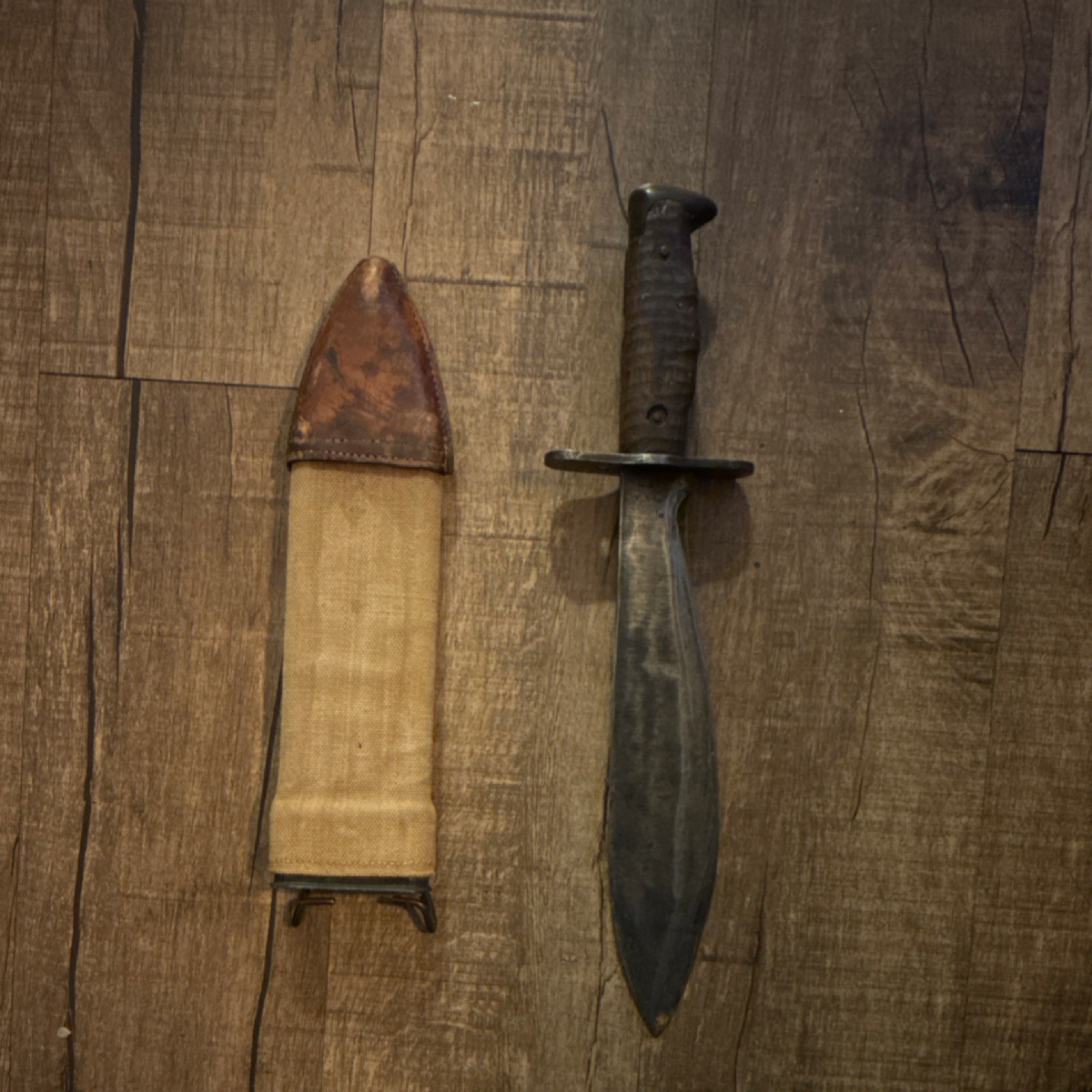 PLUMB PHILA Model 1917 Trench Knife WWI with Scabbard Original US Militaria