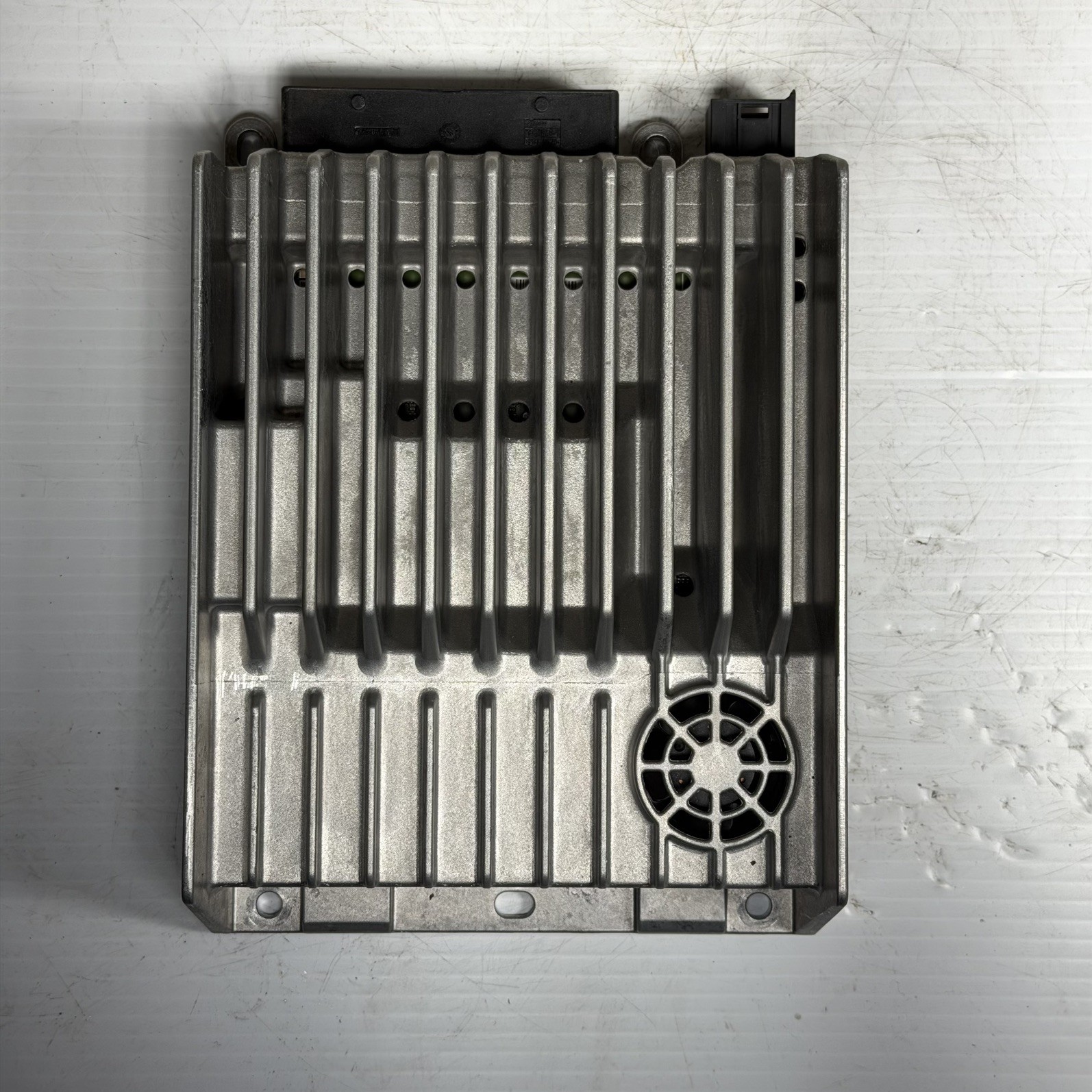 08-17 Mercedes W204 C250 C350 E350 Amplifier Amp Harman/Becker 2049007806 Oem