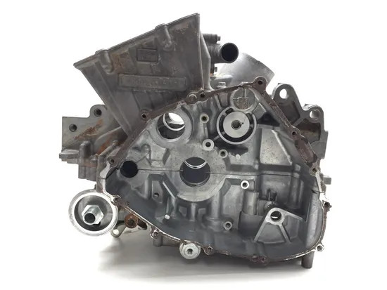 Engine Upper Lower Center Cases Case 2024 Yamaha Wolverine RMAX4 1000 XT-R 3377