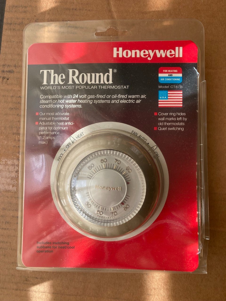 HONEYWELL ROUND HEATING OR  COOLING THERMOSTAT  T87F 1867