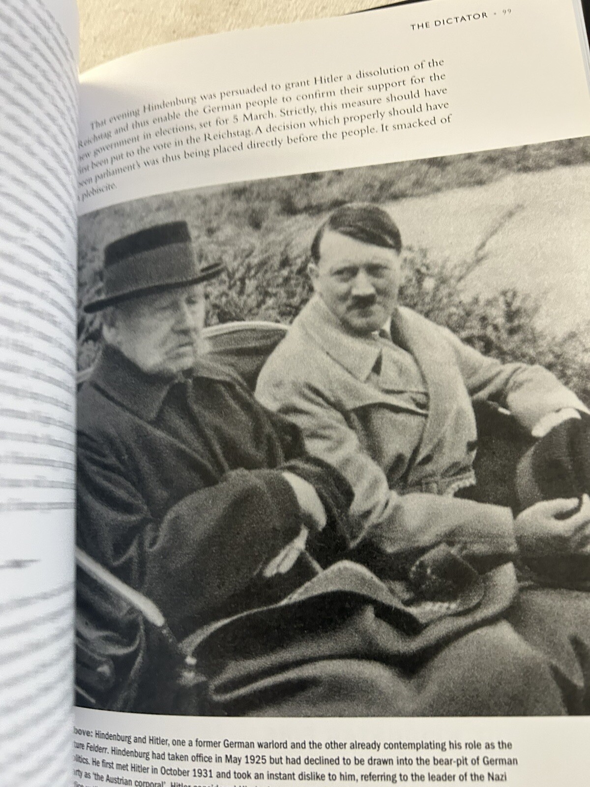 HITLER An Illustrated Life by Robin Cross - 2009 Hardcover w/DJ - WWII Book L3