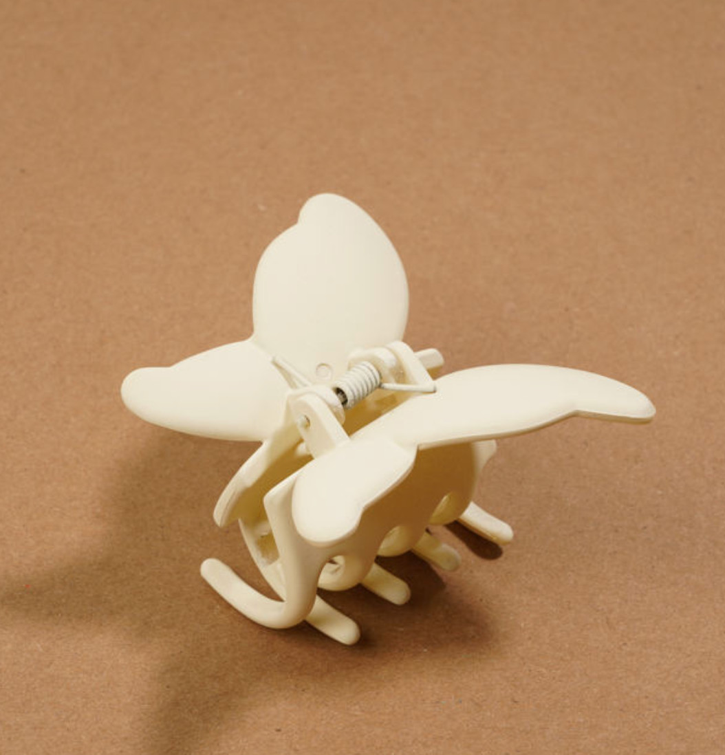 Delicate Butterfly Hair Claw - Elegant Updo Clip for Women, Chic Hairclip