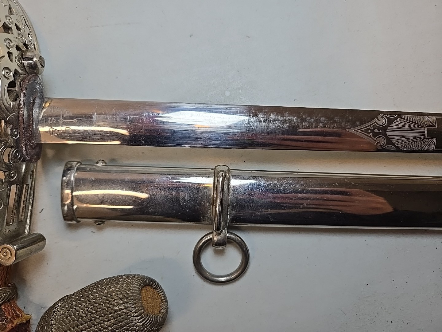 Schneiter & Wyss Bern WWI M1899 Swiss Officer Sword with Scabbard