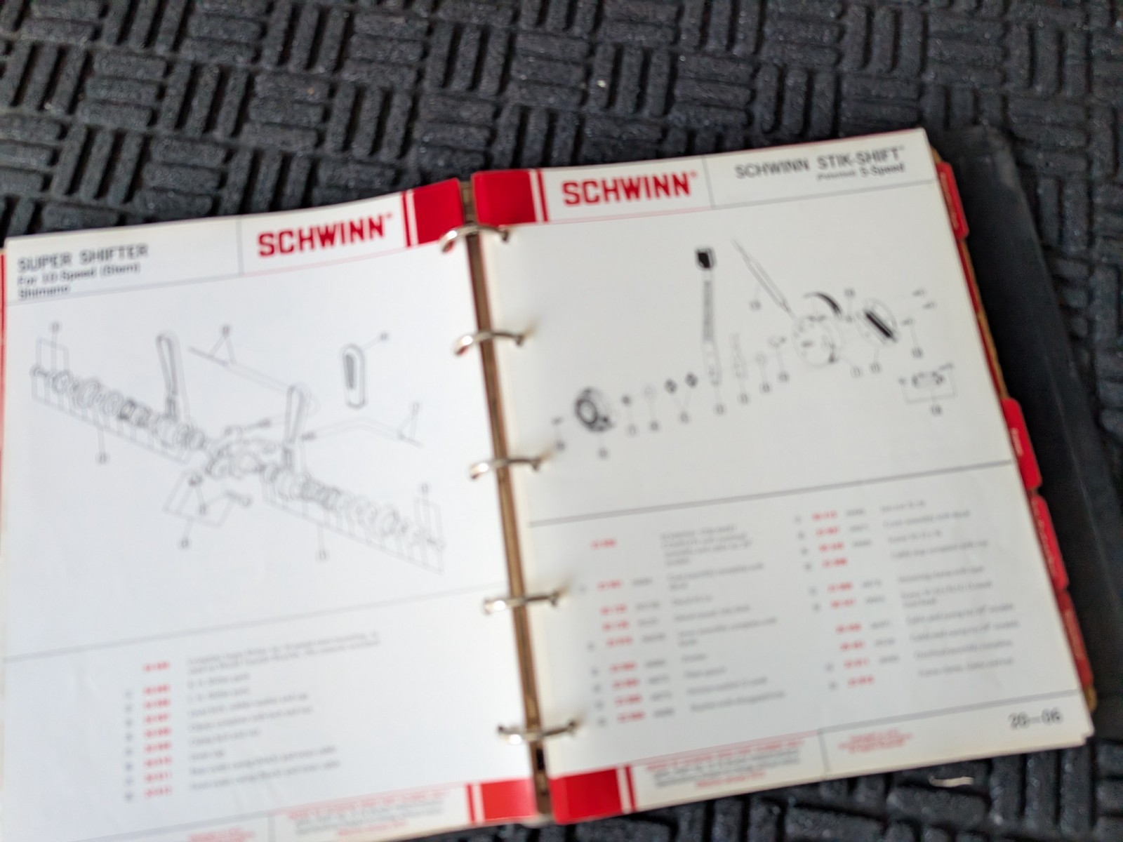 SCHWINN 1973 Bicycle Dealer Parts & Accessories Manual in Original Binder