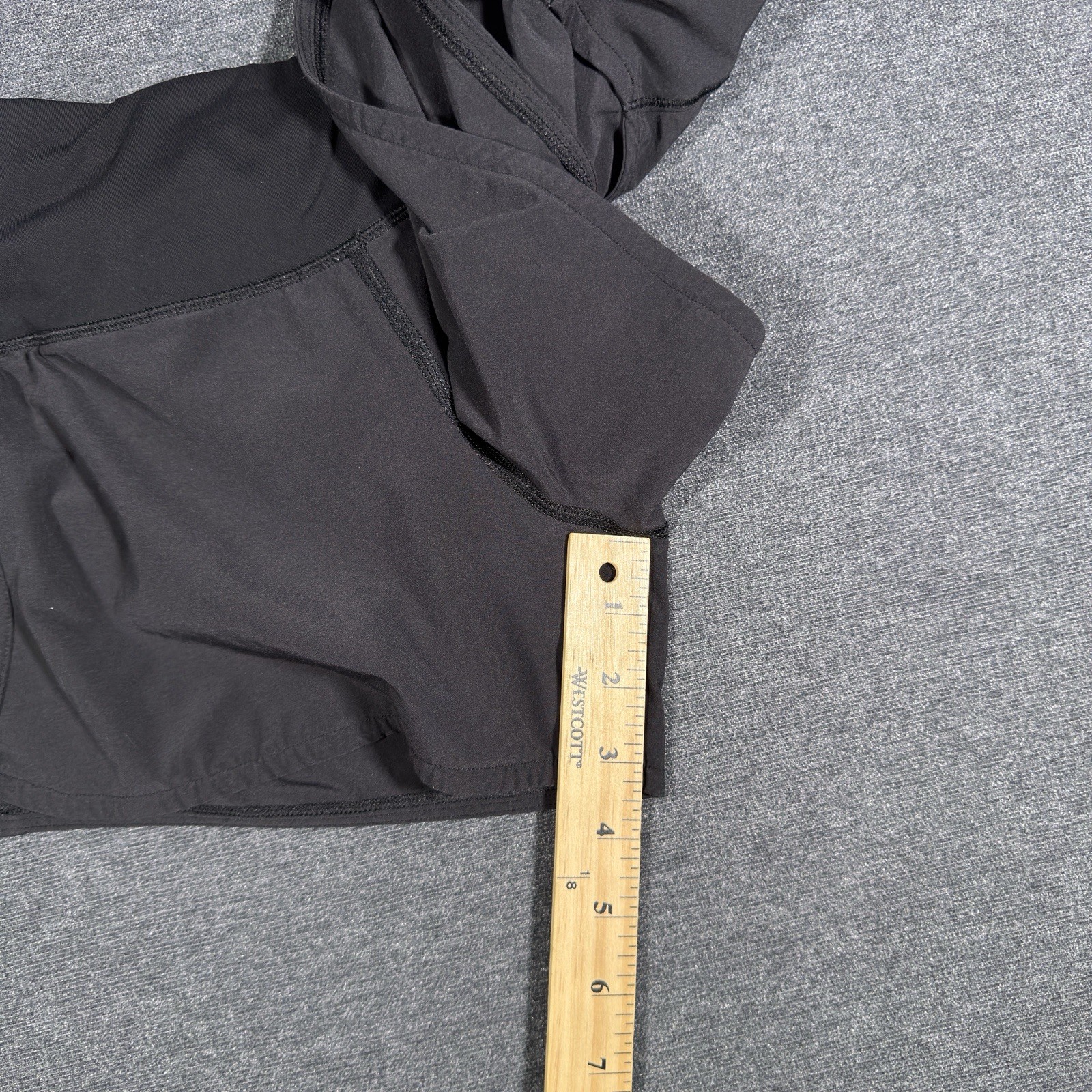 Lululemon Women's Size 6 Run Times Short 4" Black 4 Way Stretch LW7A03S Gym