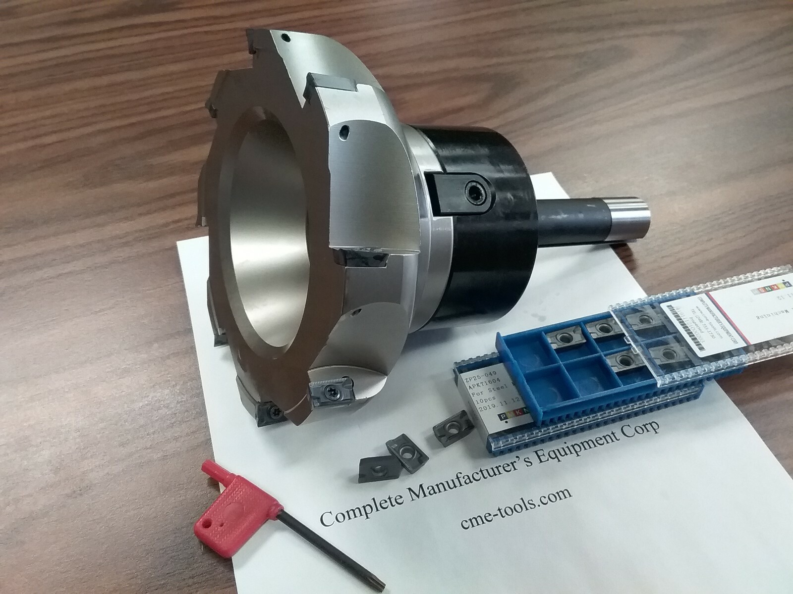 6" 90 degree indexable face shell mill & 20 extra APKT1604 inserts w. R8 arbor