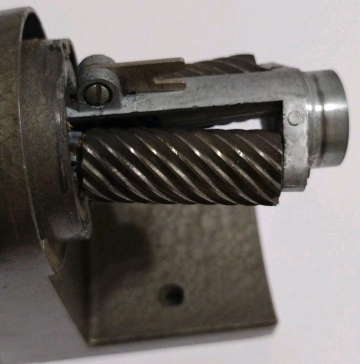 Vintage APSCO Premier Portable 4A Cutter Assembly Pencil Sharpener