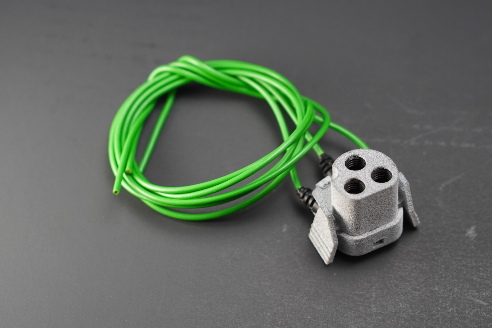 BMW E30 Connector Plug for 2 Speed Radiator Fan Temperature Sensor 1378412