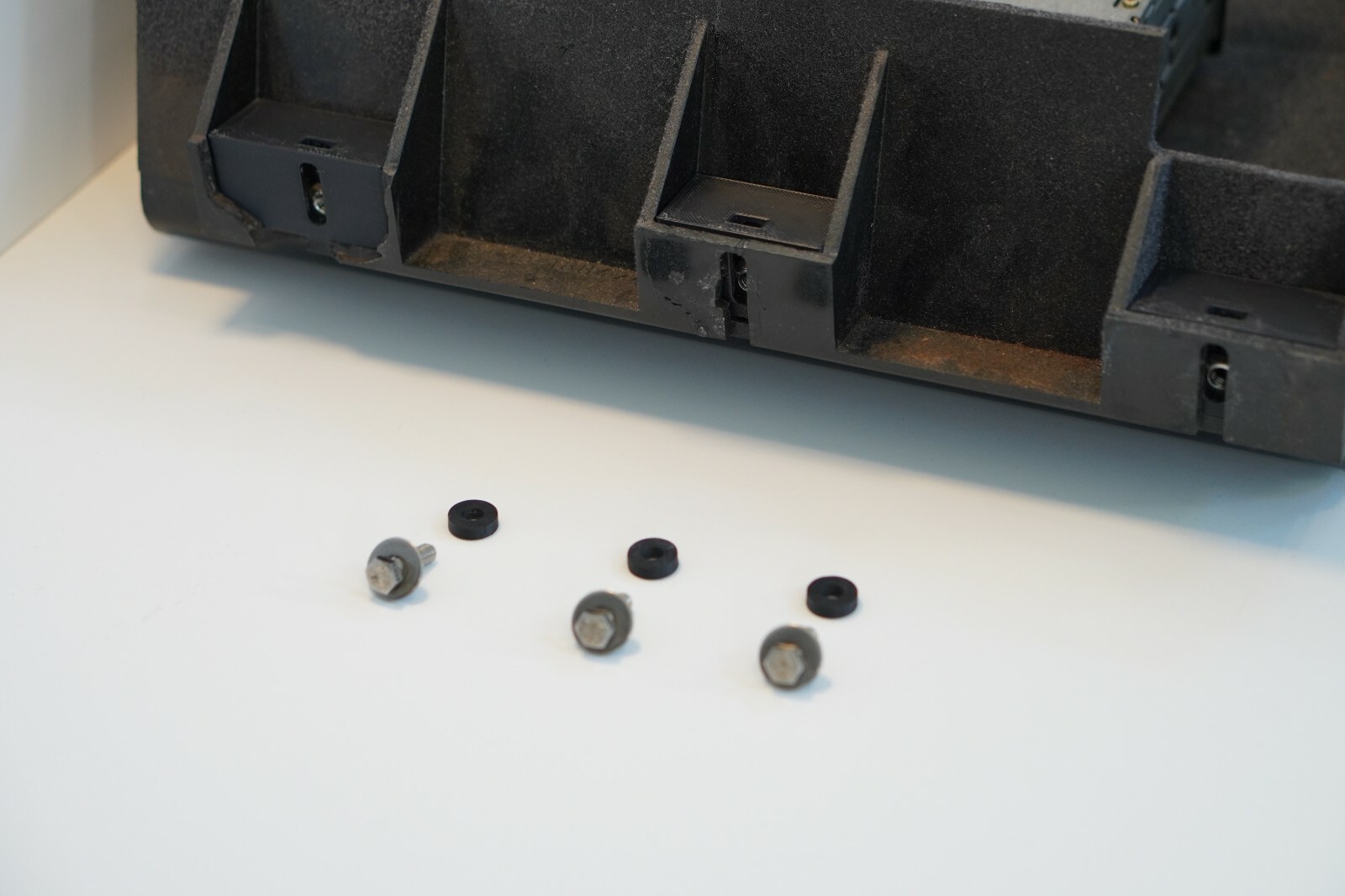 New BMW E30 Glove Box Hinge Reinforcement Repair Kit 1984-1992 325i 325is 318i