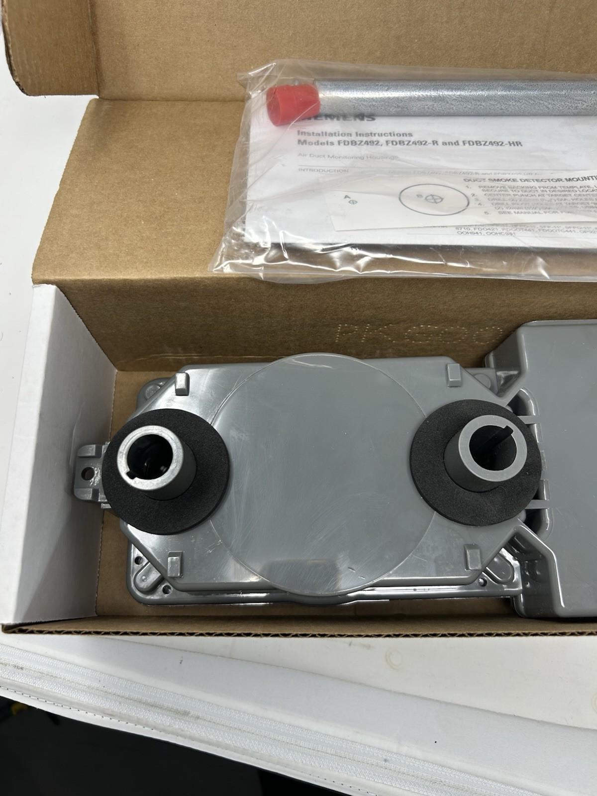 New Siemens FDBZ492-HR Duct Smoke Detector S54319-B23-A1