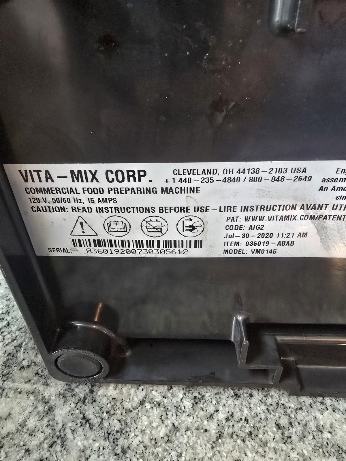 Vitamix The Quiet One Blender 48oz Polycarbonate Jar item 036019 ABAB READ