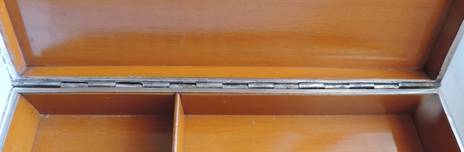 20th Century Thai Siam Sterling Silver & Niello Garuda Box, Bangkok, c.1940 503g