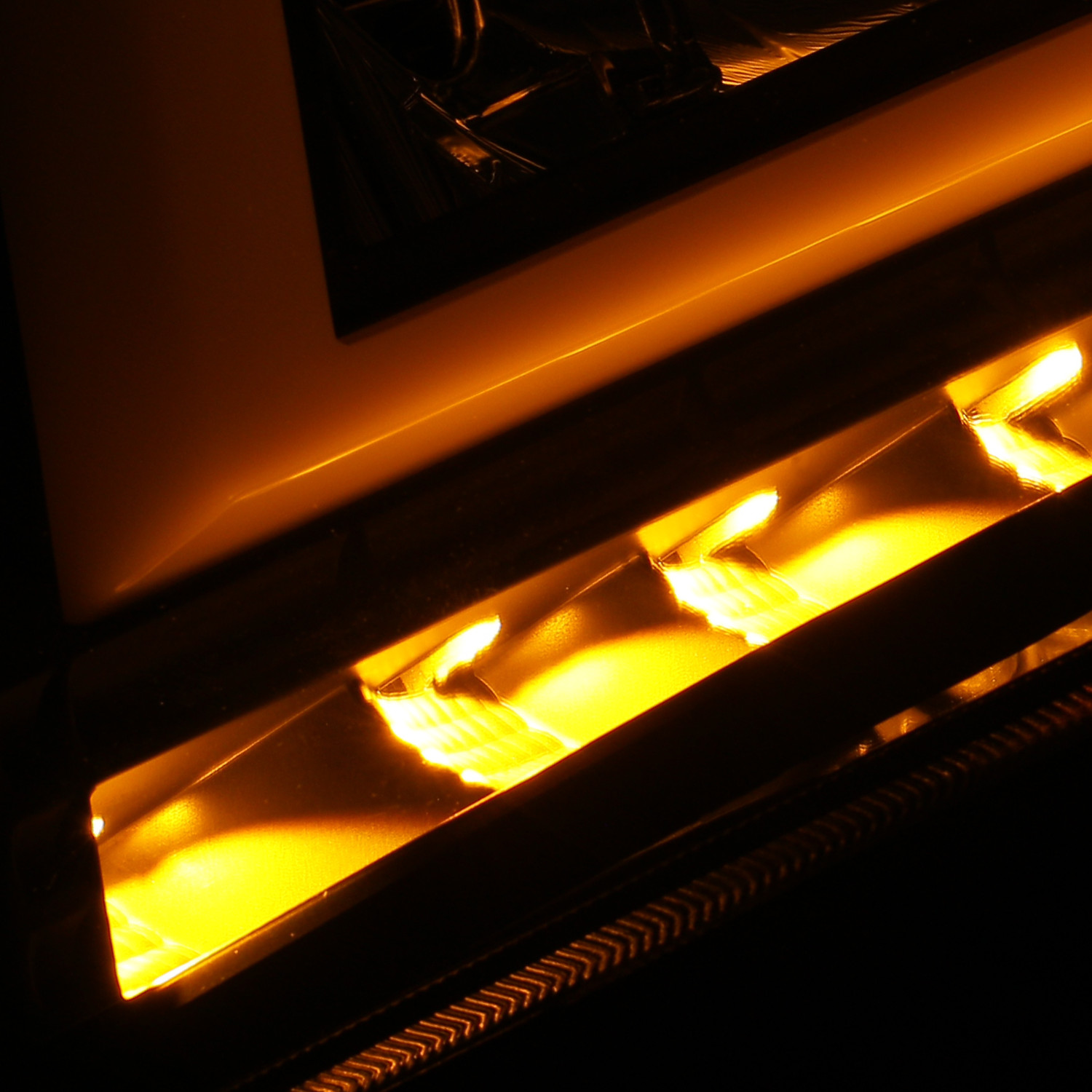 L+R Amber Corner OE Style Headlight [LED LIGHT BAR] for 09-18 Ram 1500 2500 3500