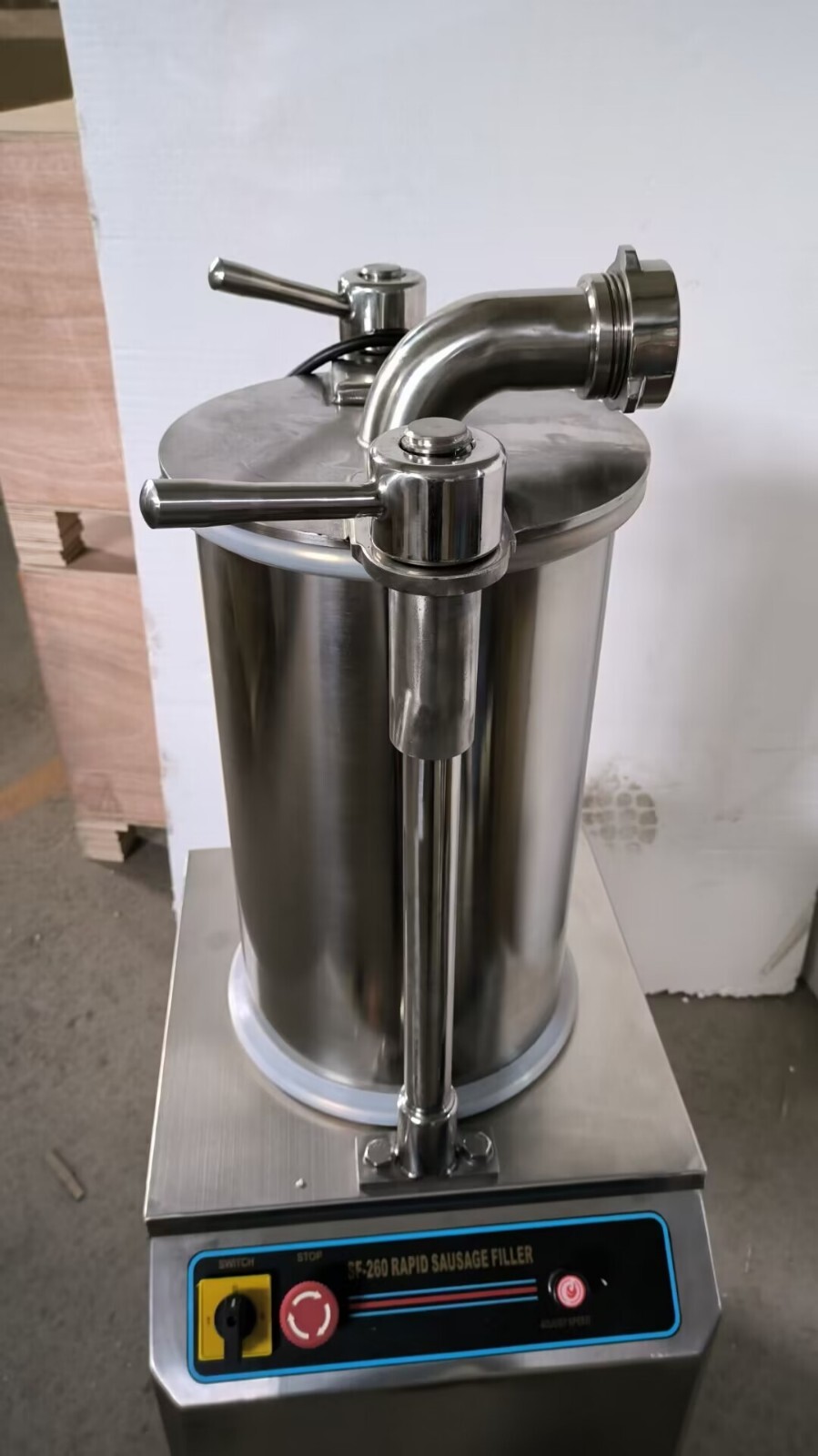 Hydraulic 57 lb. Sausage Stuffer | Automatic 110V | 882 lb/h | Sausage Filling