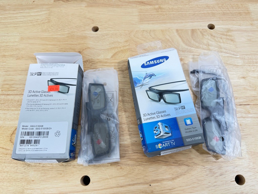 Set of (2) Samsung SSG-5150GB 3D Active Glasses - Black Open Box